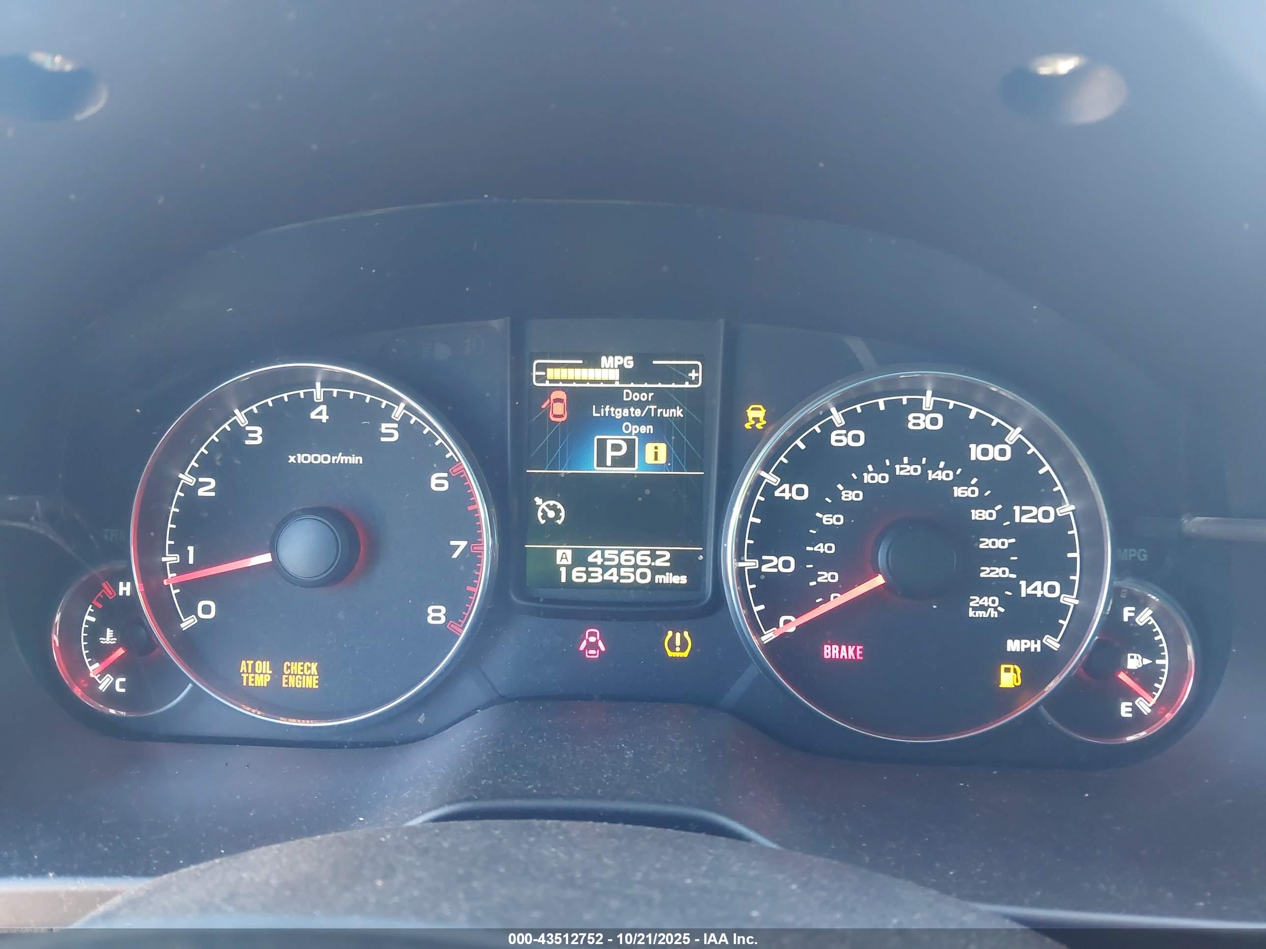 SUBARU OUTBACK image 7