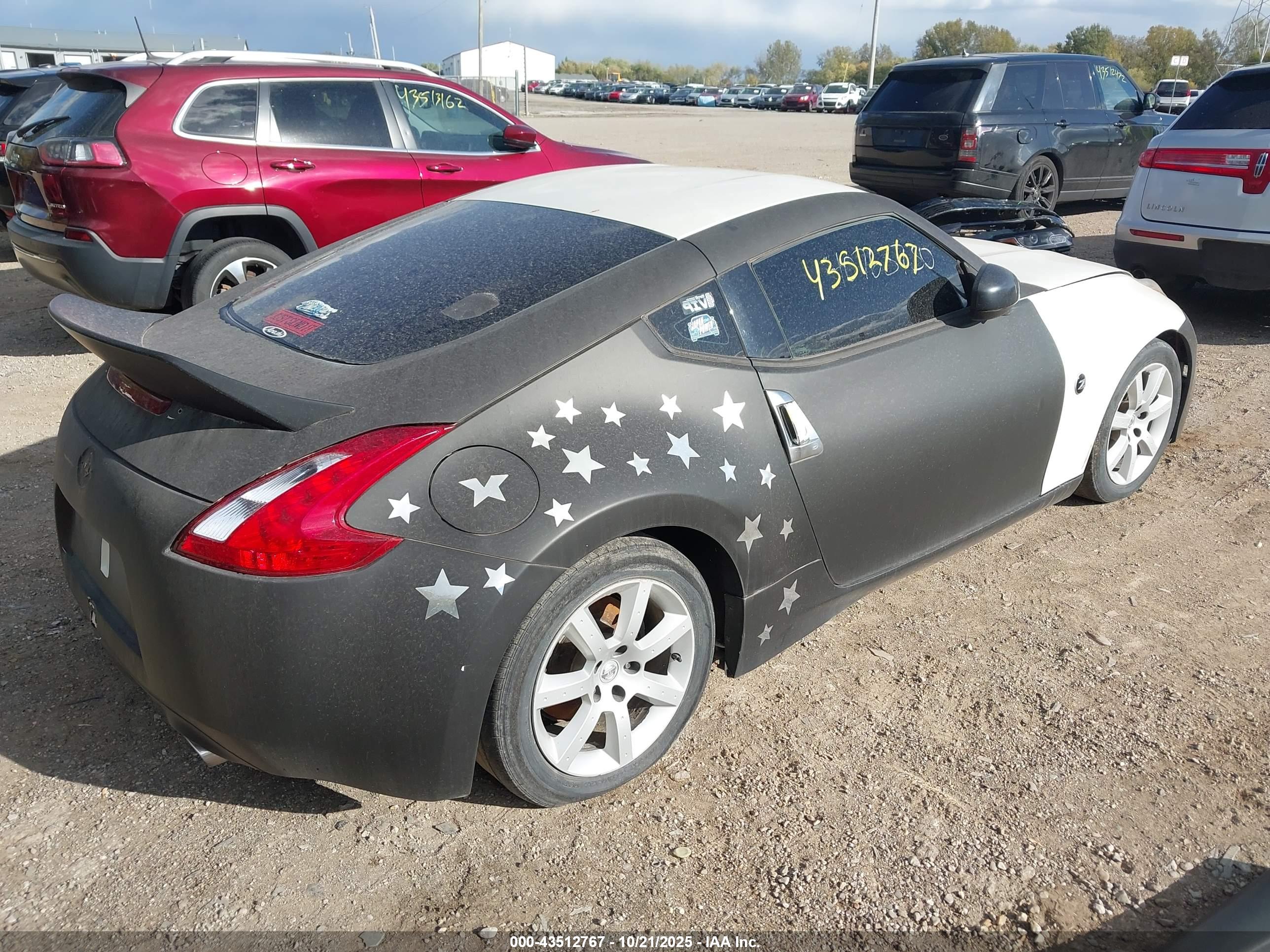 NISSAN 370Z image 4