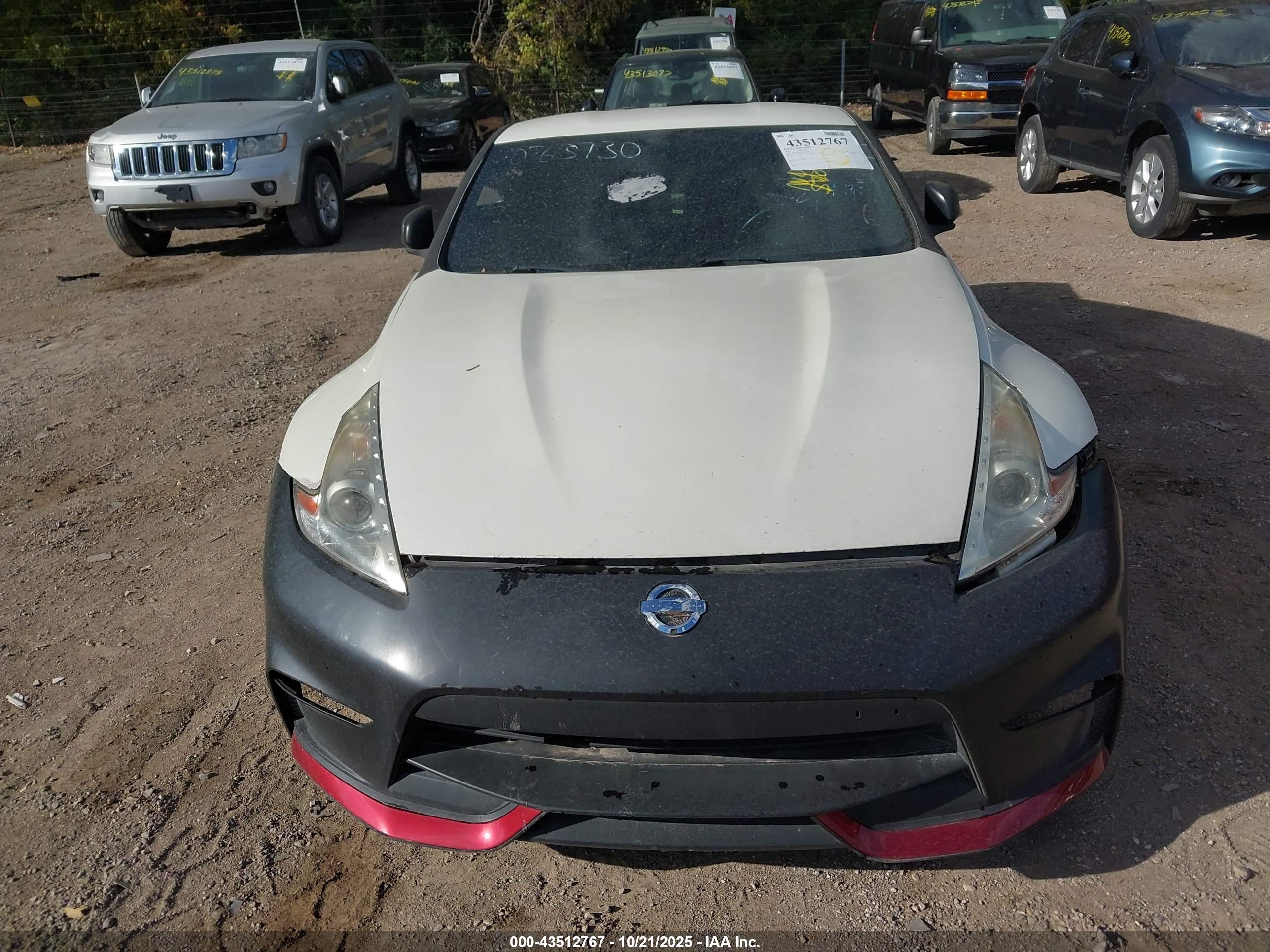 NISSAN 370Z image 6