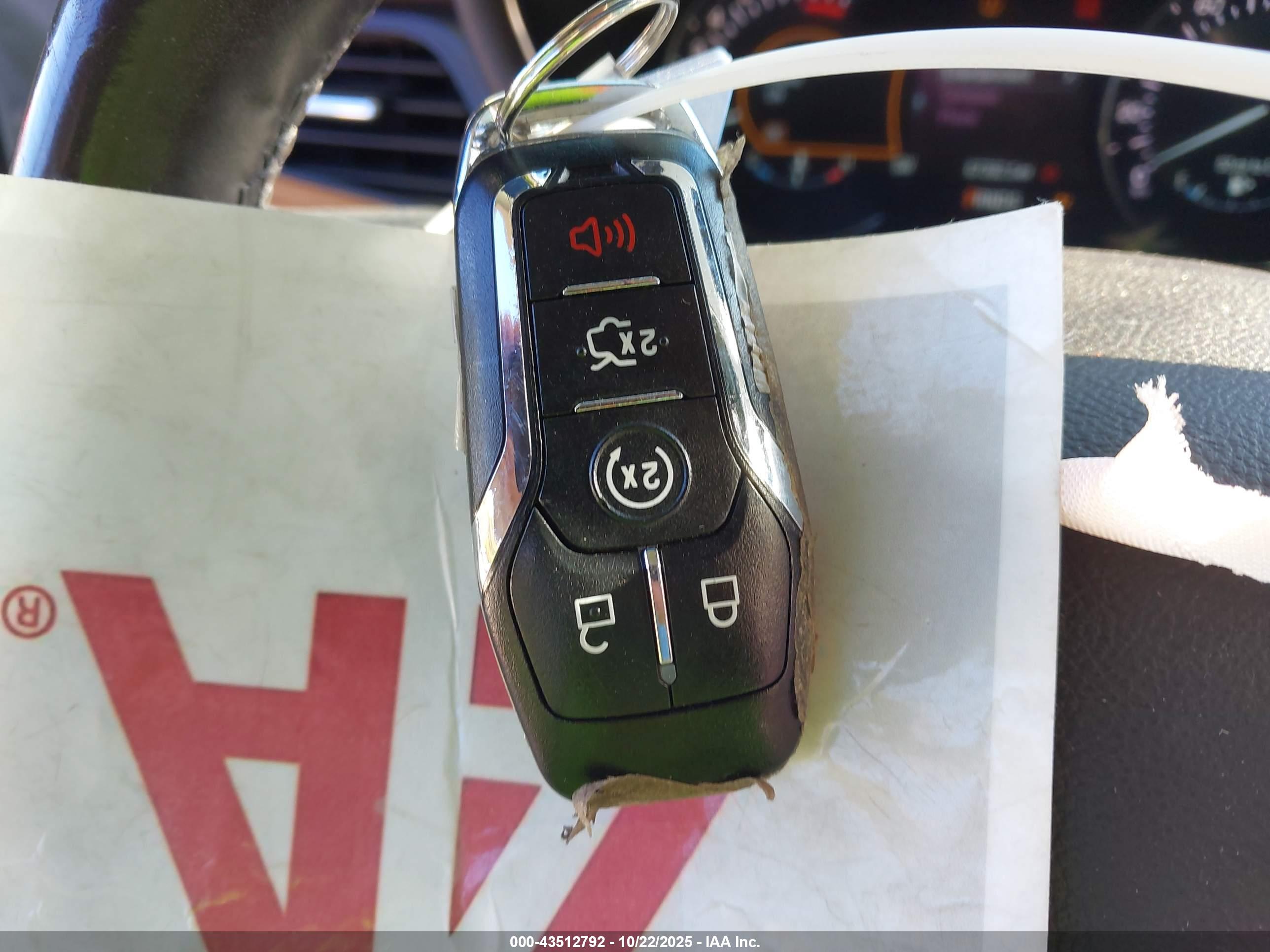 LINCOLN MKC image 11