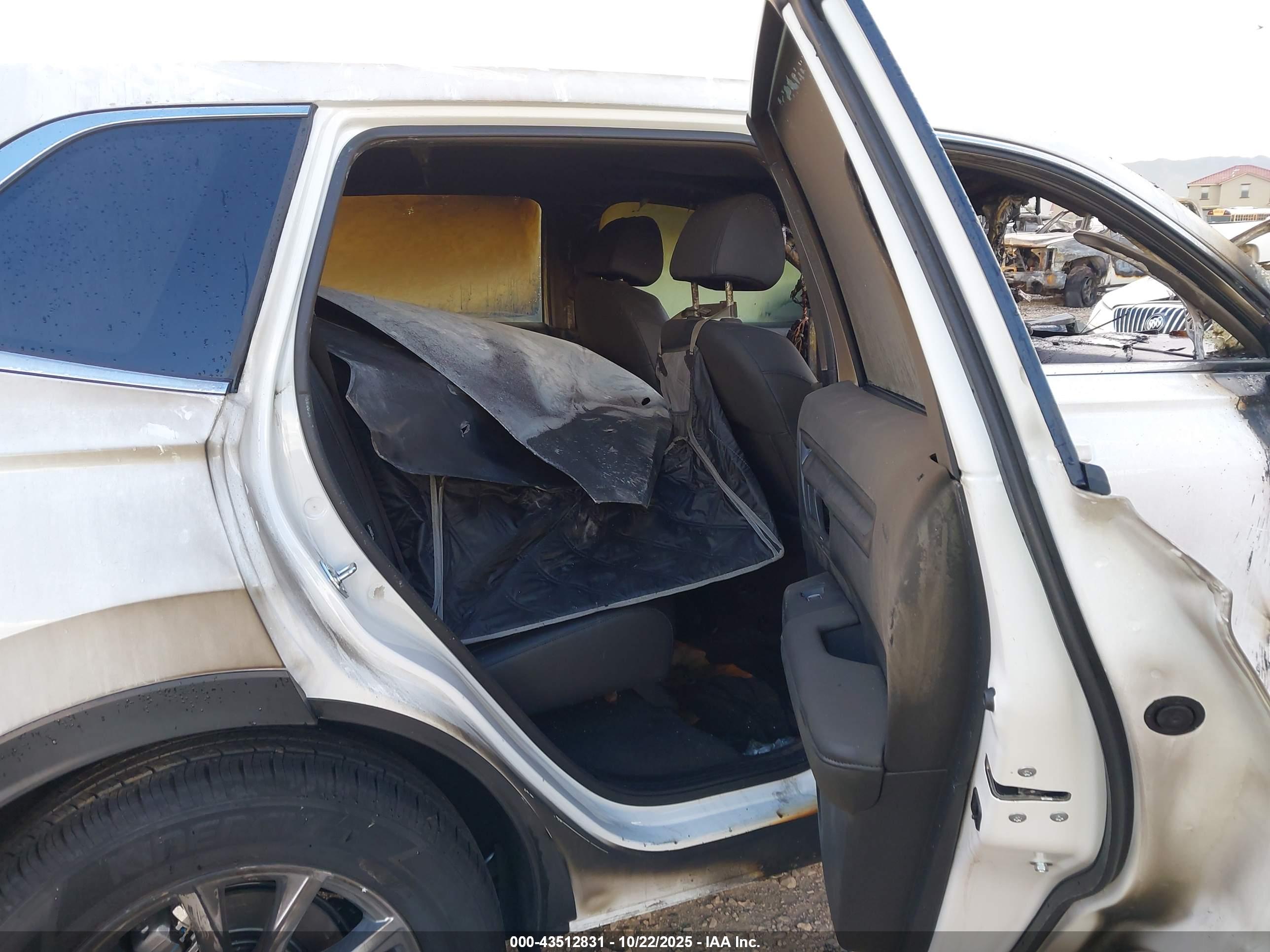 HONDA CR-V image 8