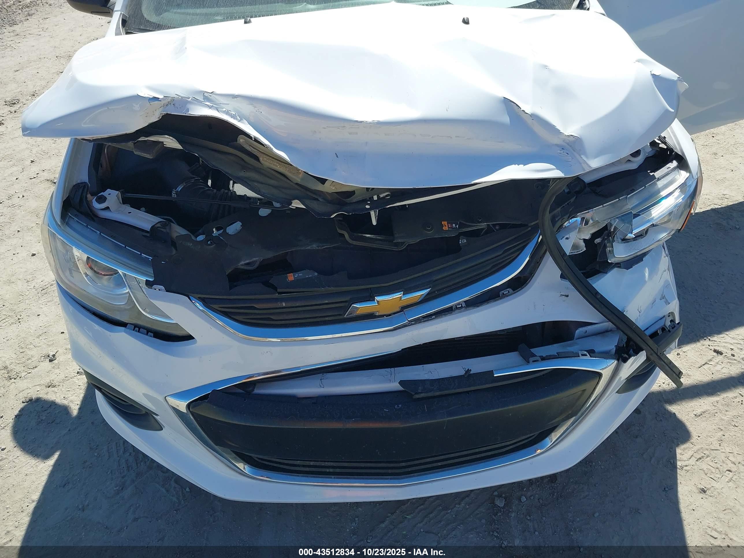 CHEVROLET SONIC image 6