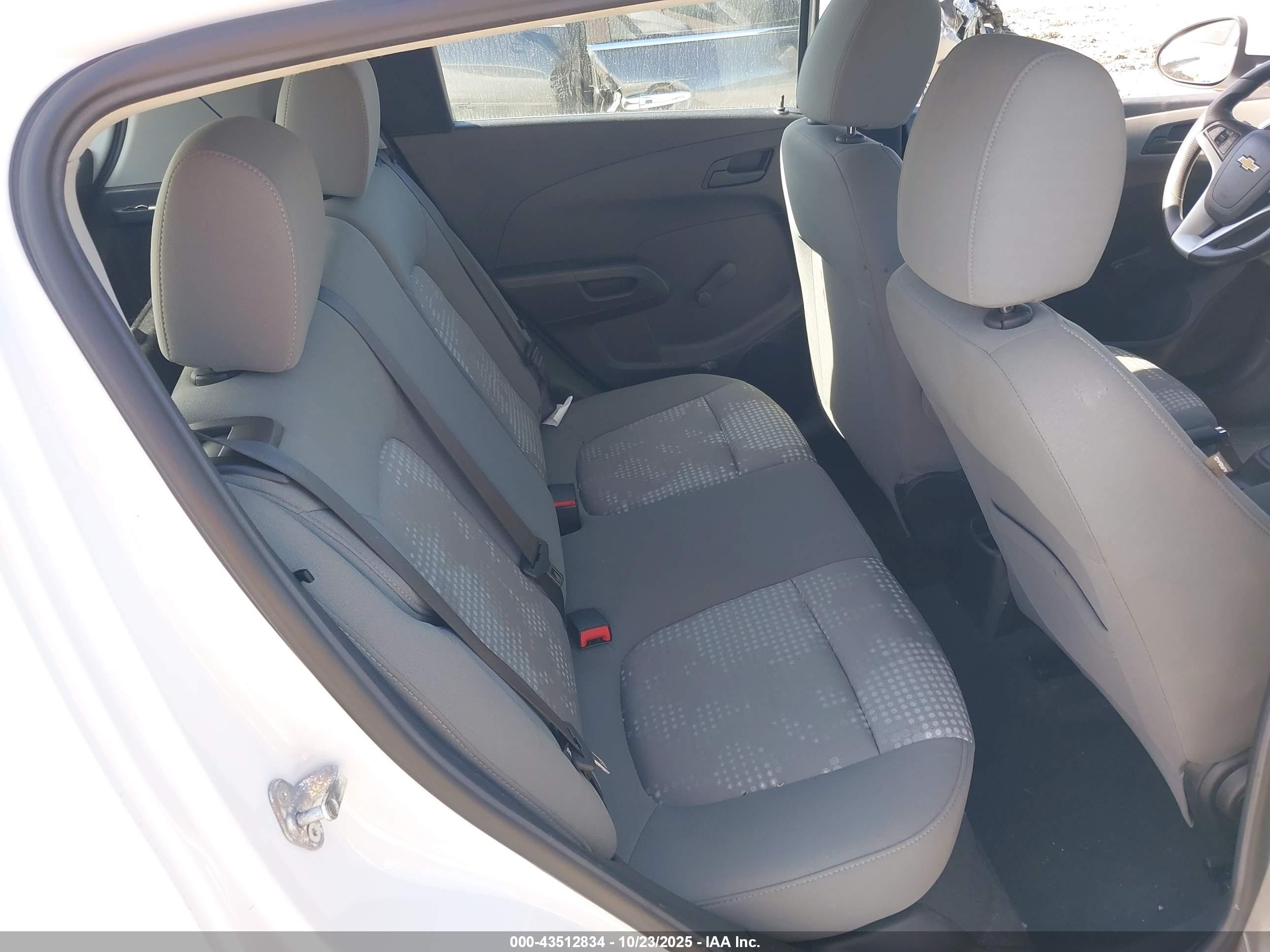 CHEVROLET SONIC image 8