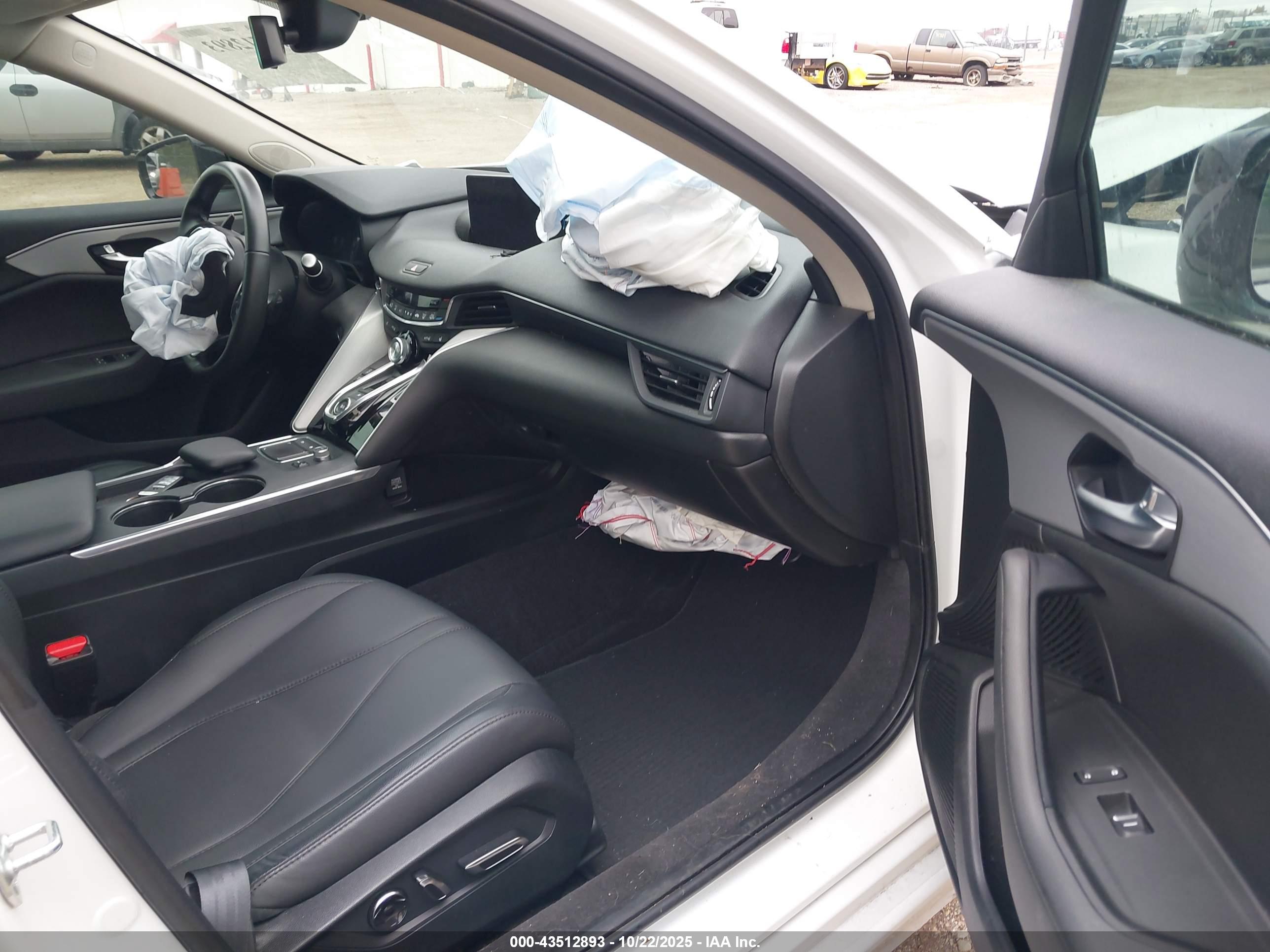 ACURA TLX image 5