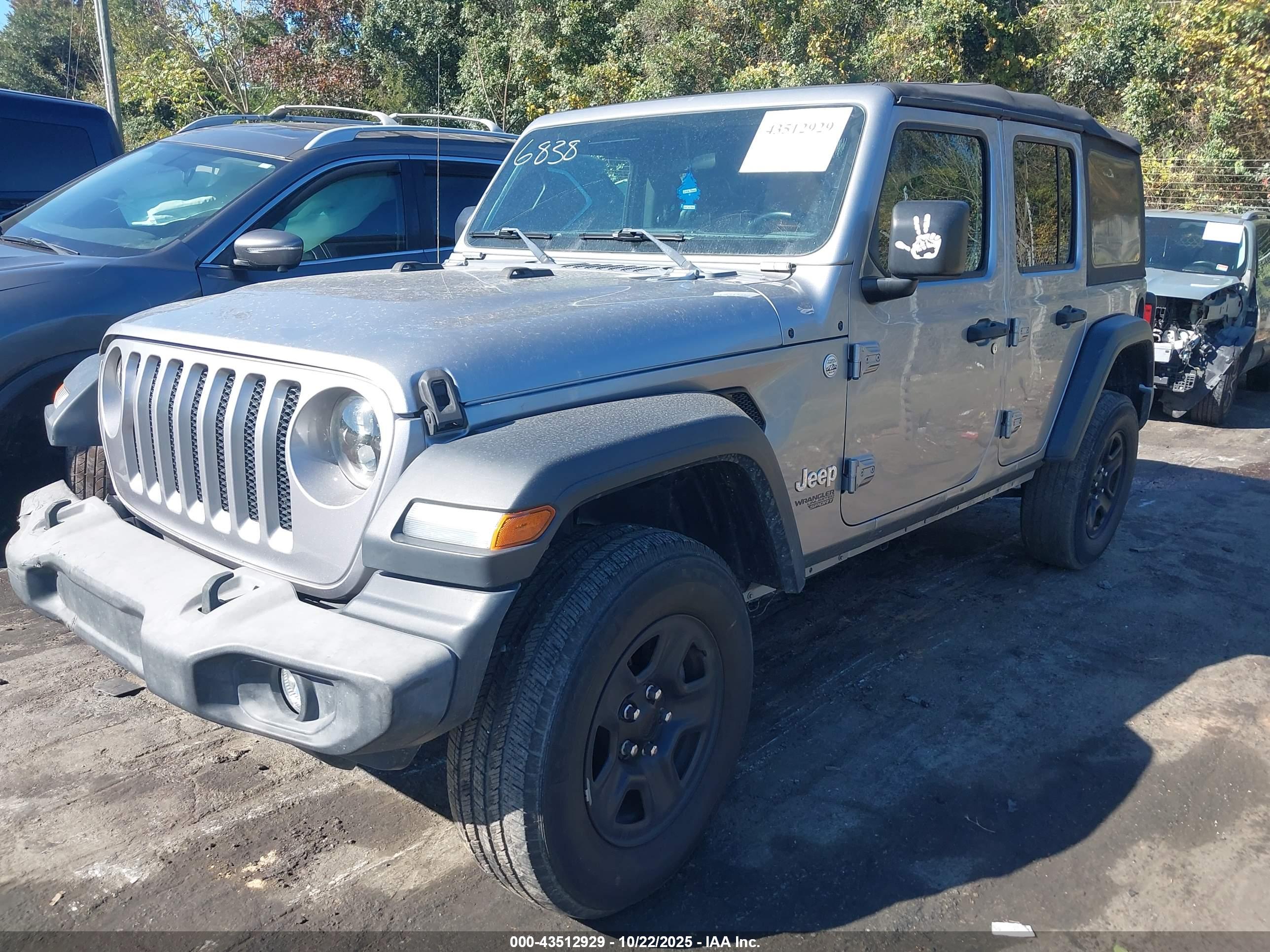 JEEP WRANGLER image 2