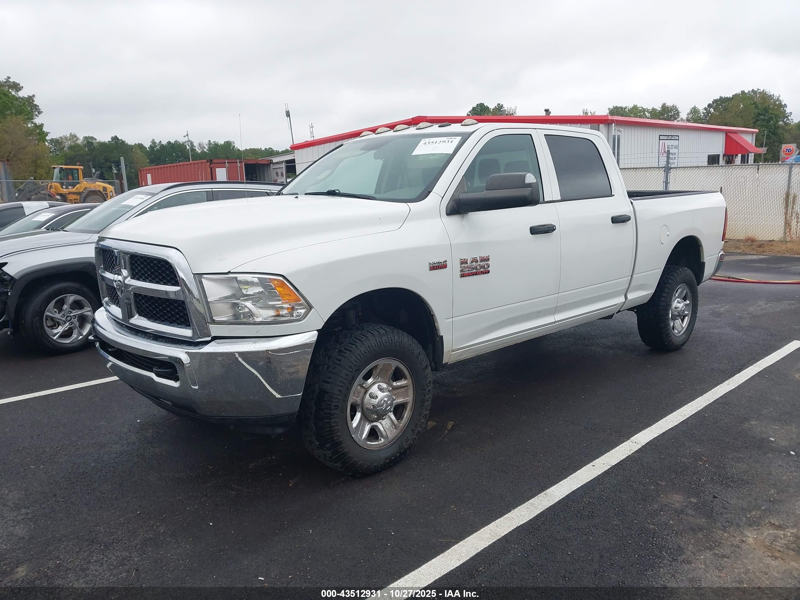 RAM 2500 image 2