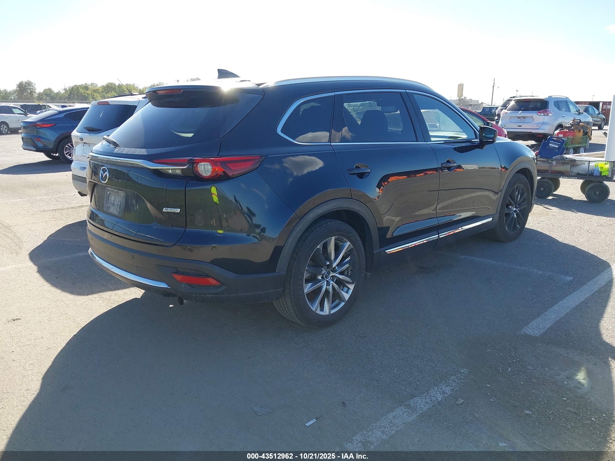 MAZDA CX-9 image 4