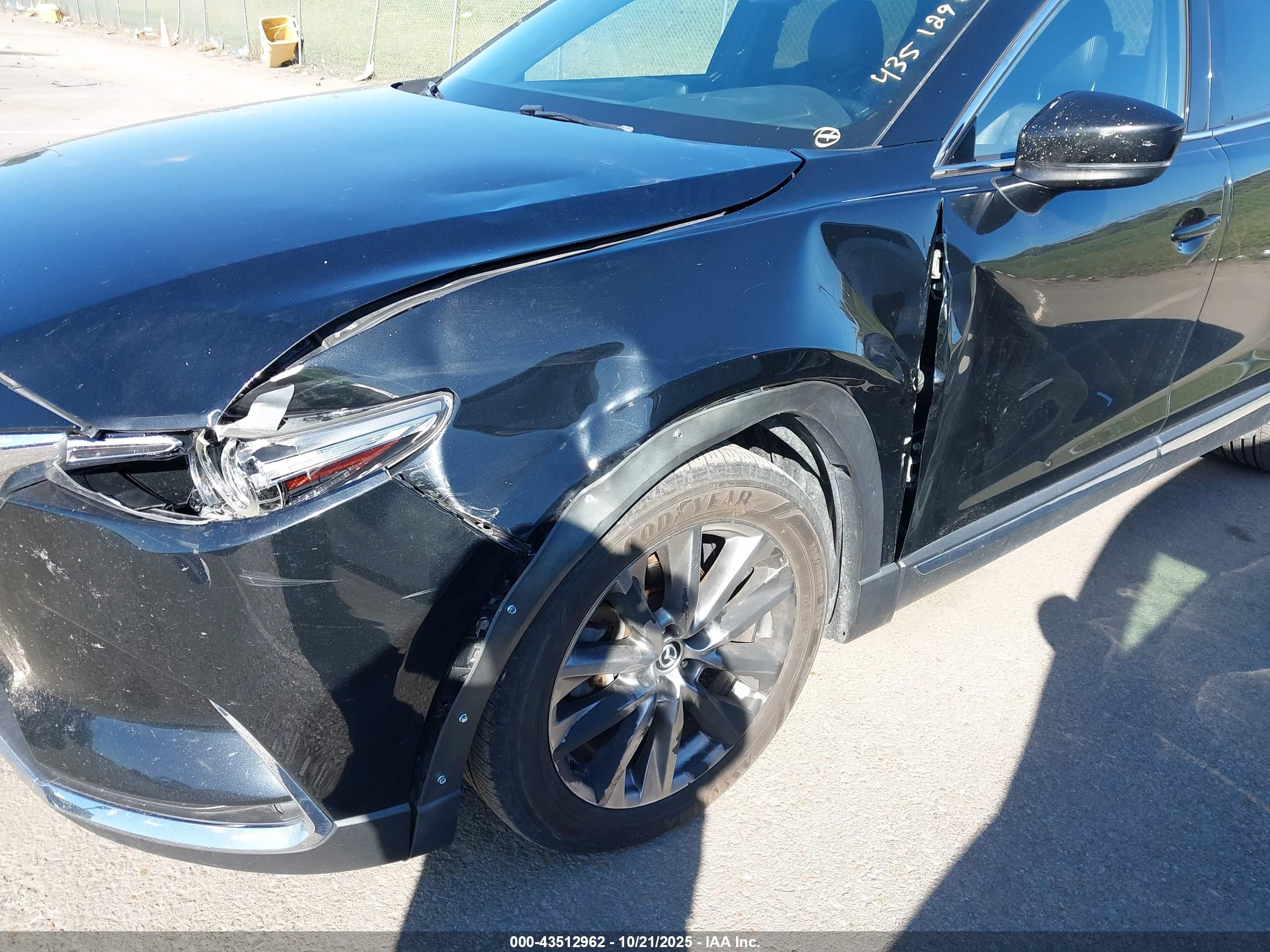 MAZDA CX-9 image 6
