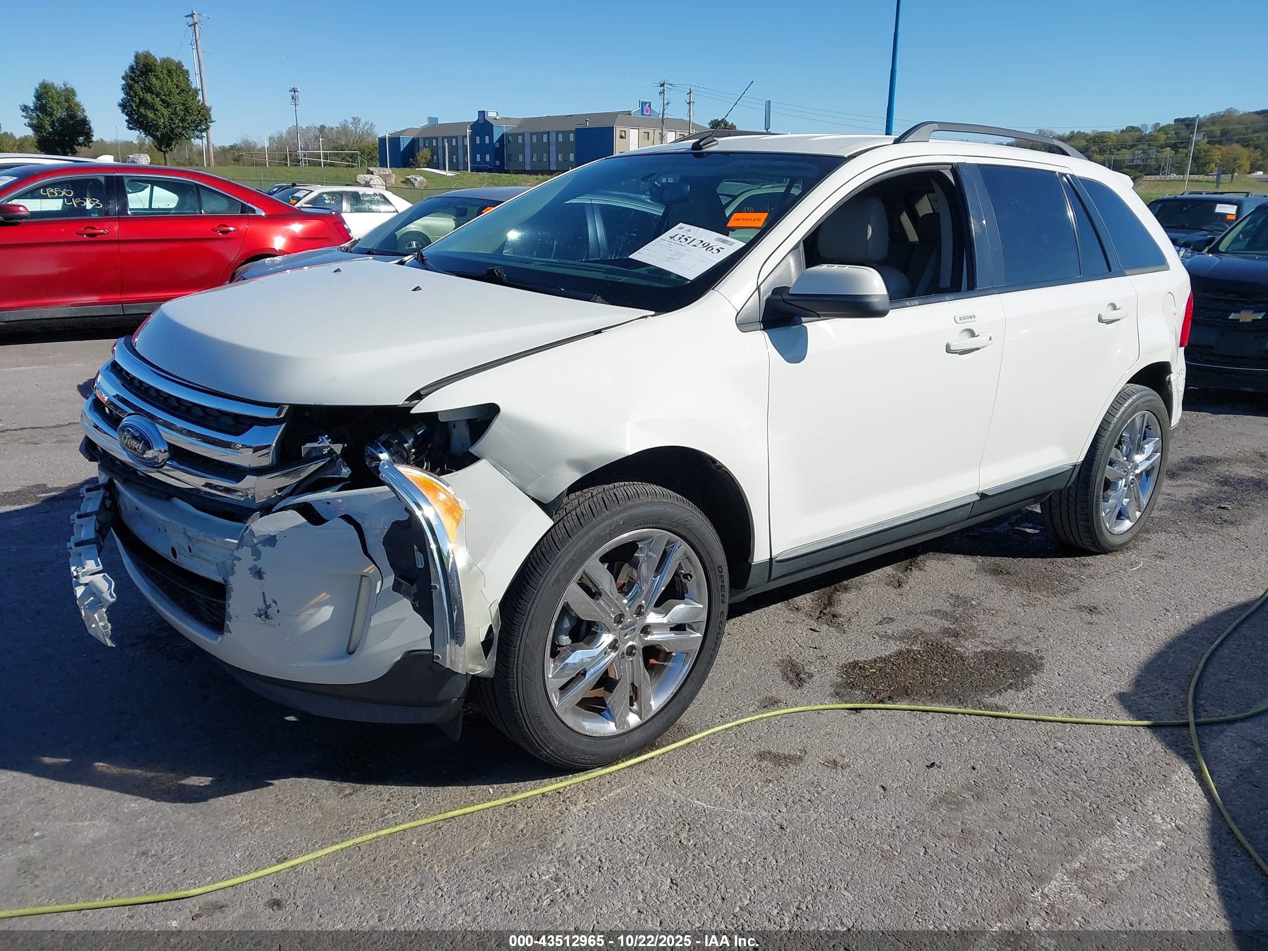 FORD EDGE image 2