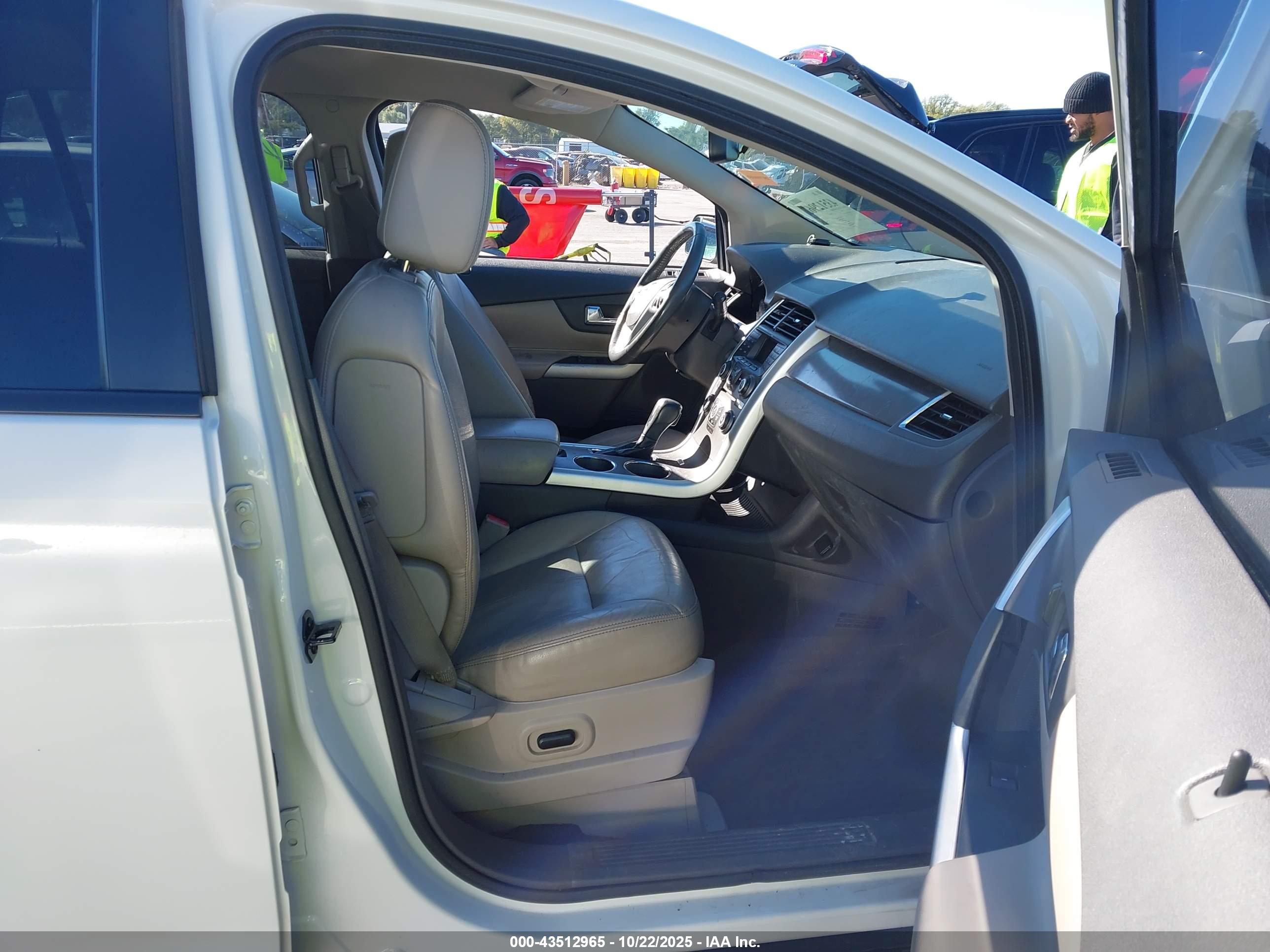 FORD EDGE image 5