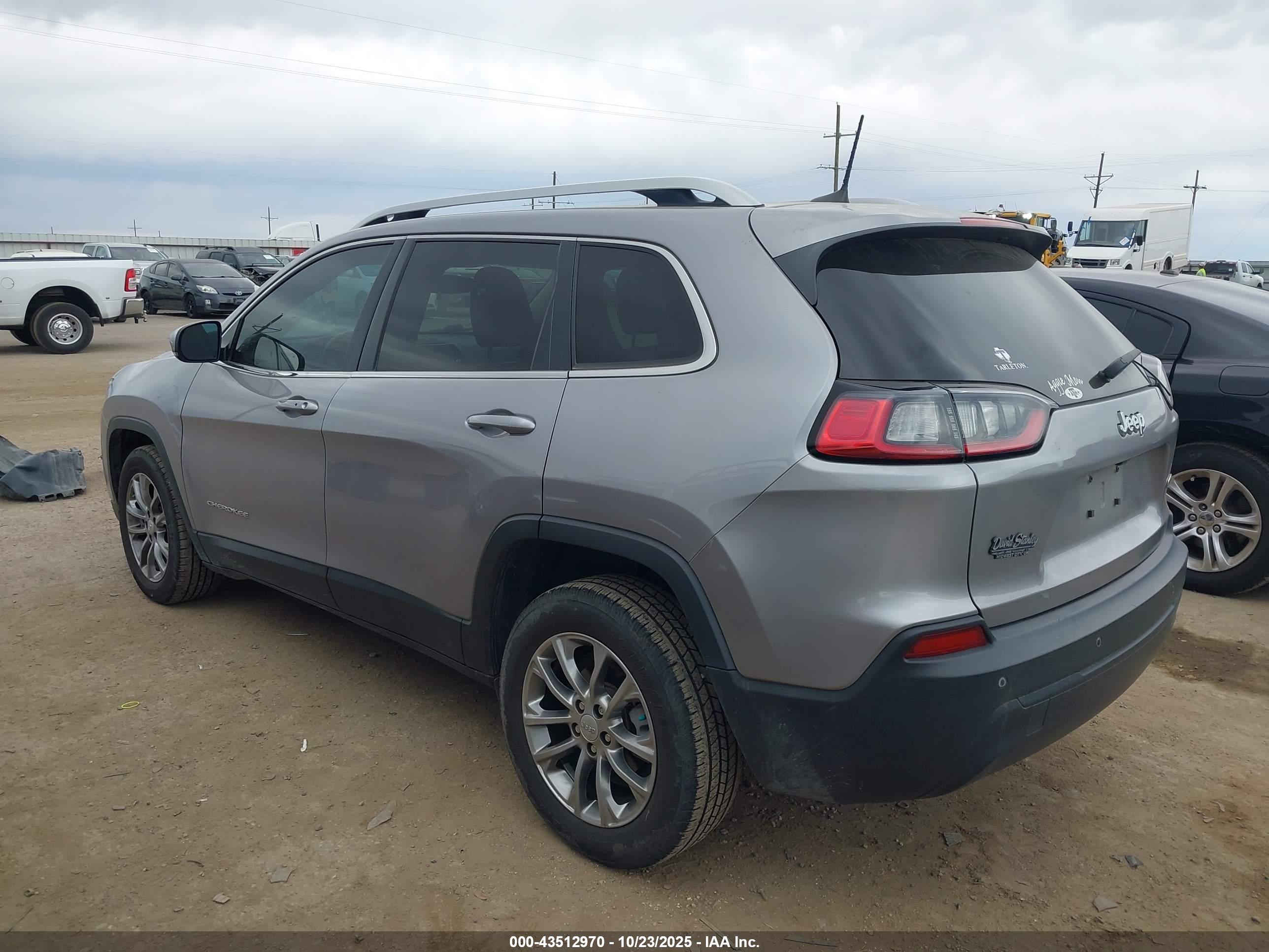 JEEP CHEROKEE image 3