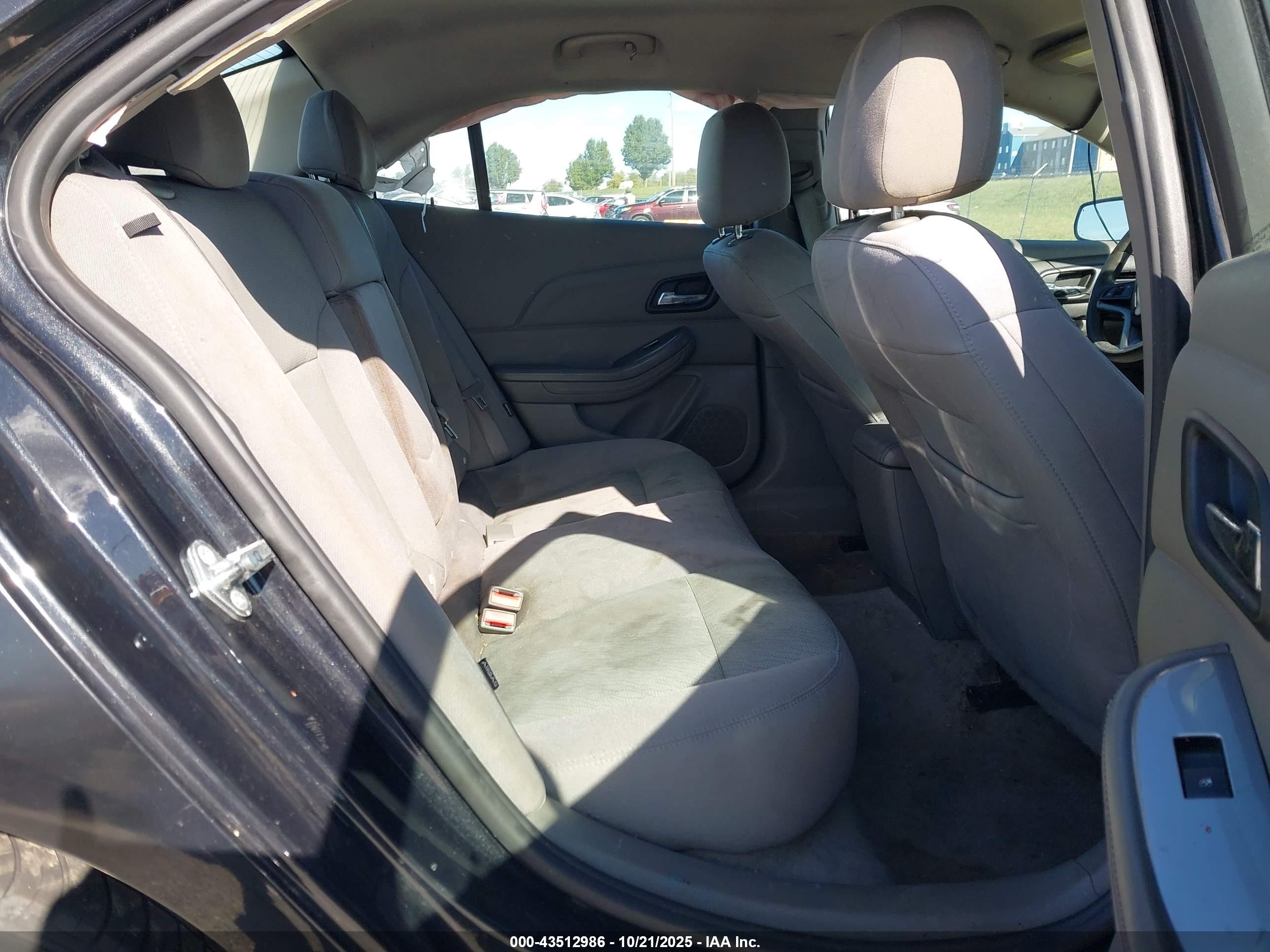 CHEVROLET MALIBU image 8