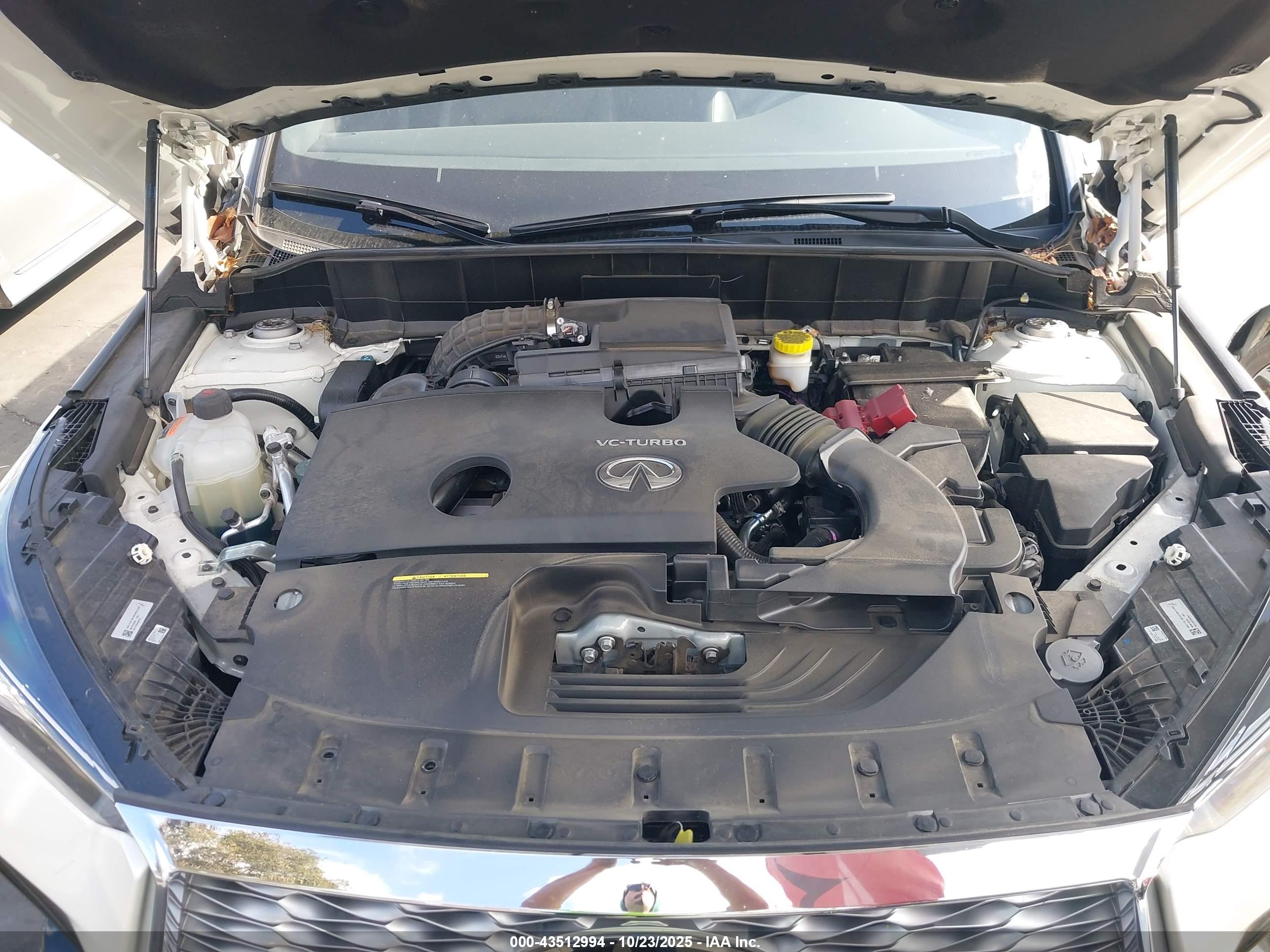 INFINITI QX55 image 10