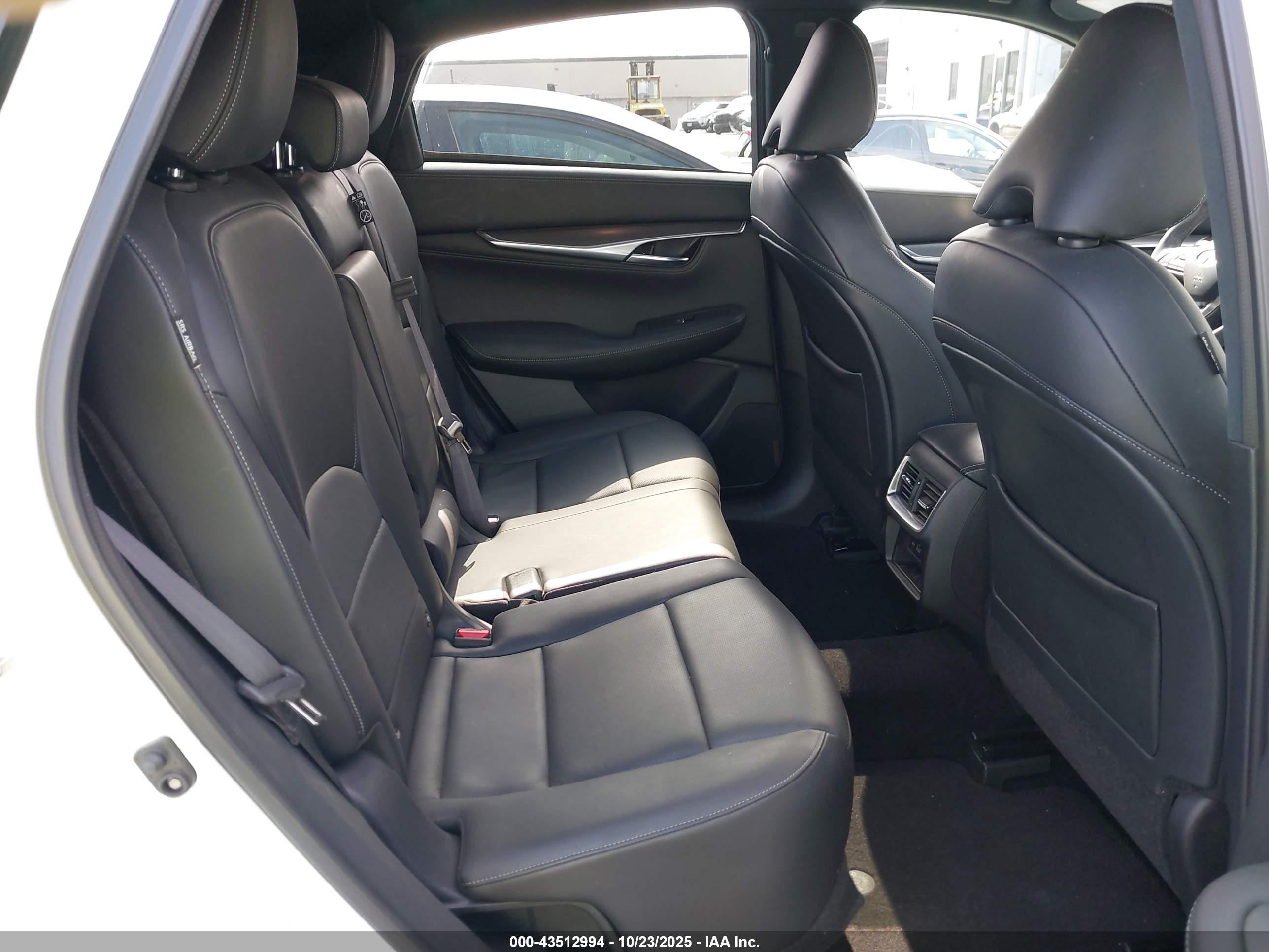 INFINITI QX55 image 8