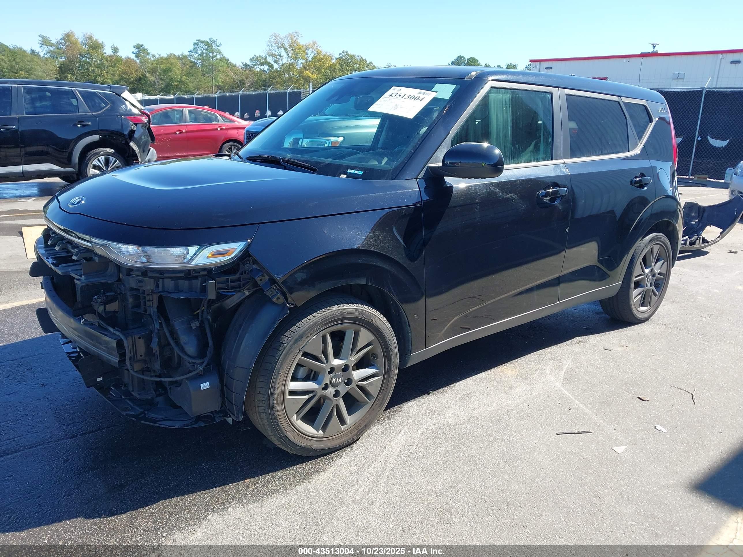 KIA SOUL image 2