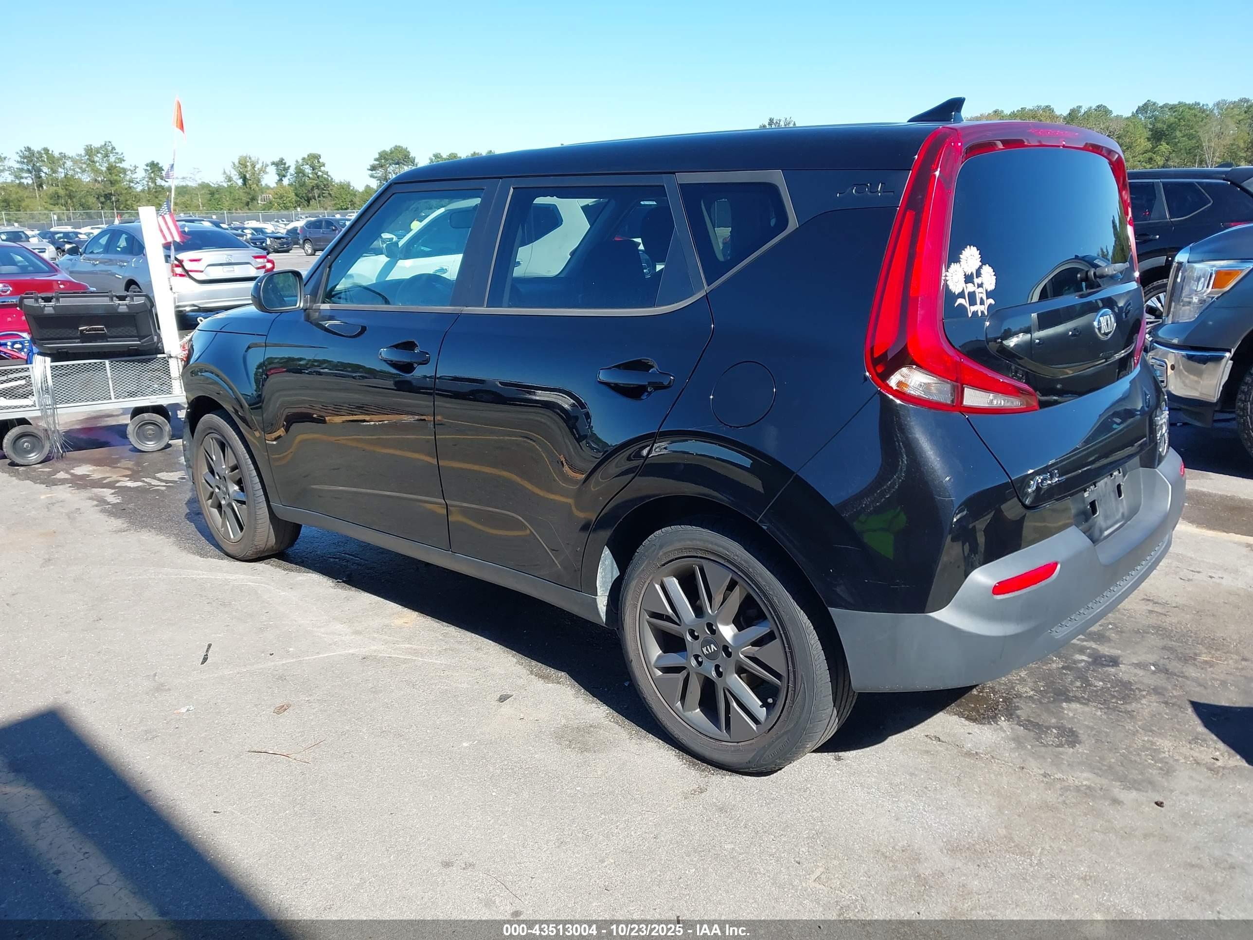 KIA SOUL image 3