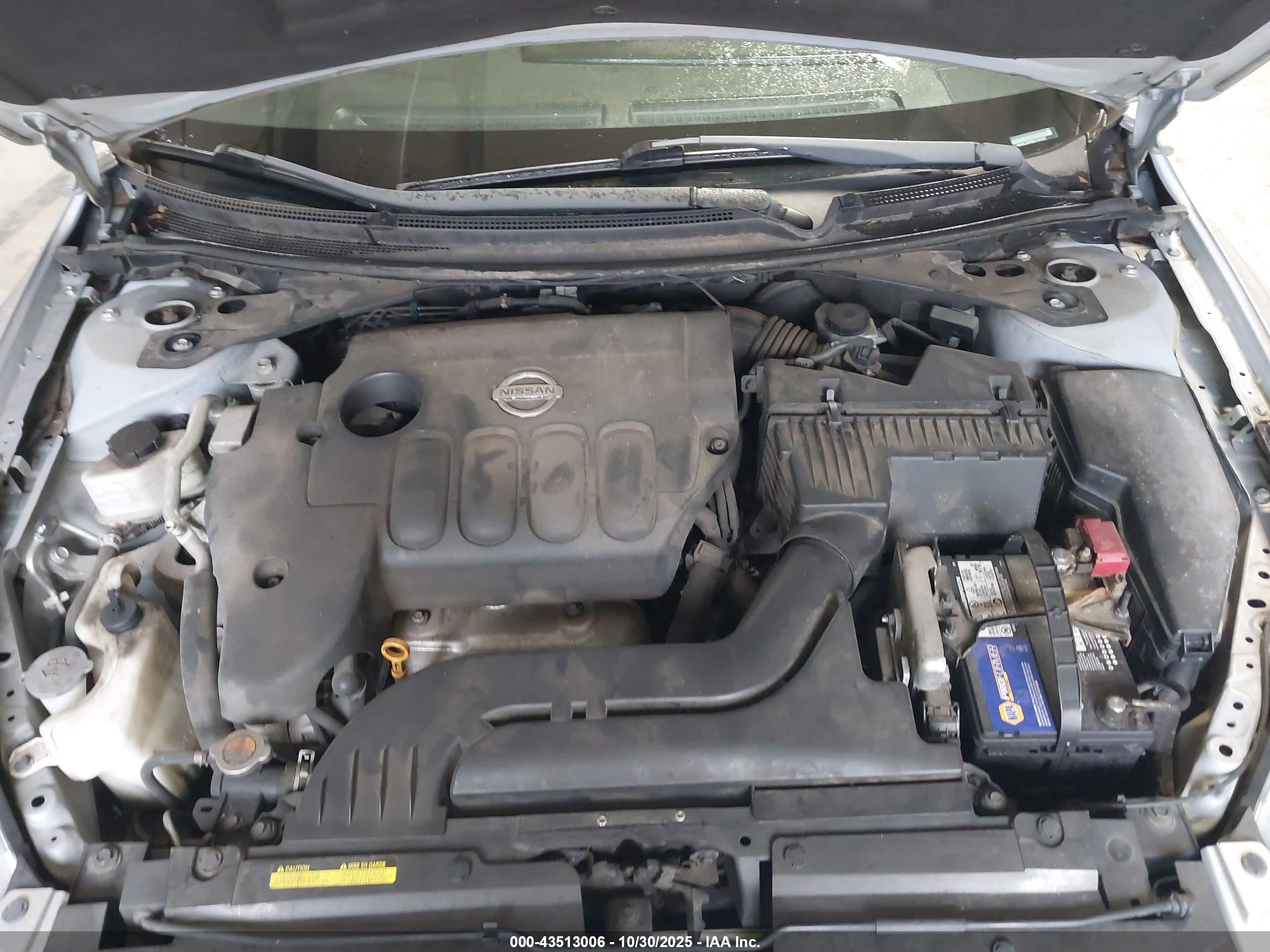 NISSAN ALTIMA image 10