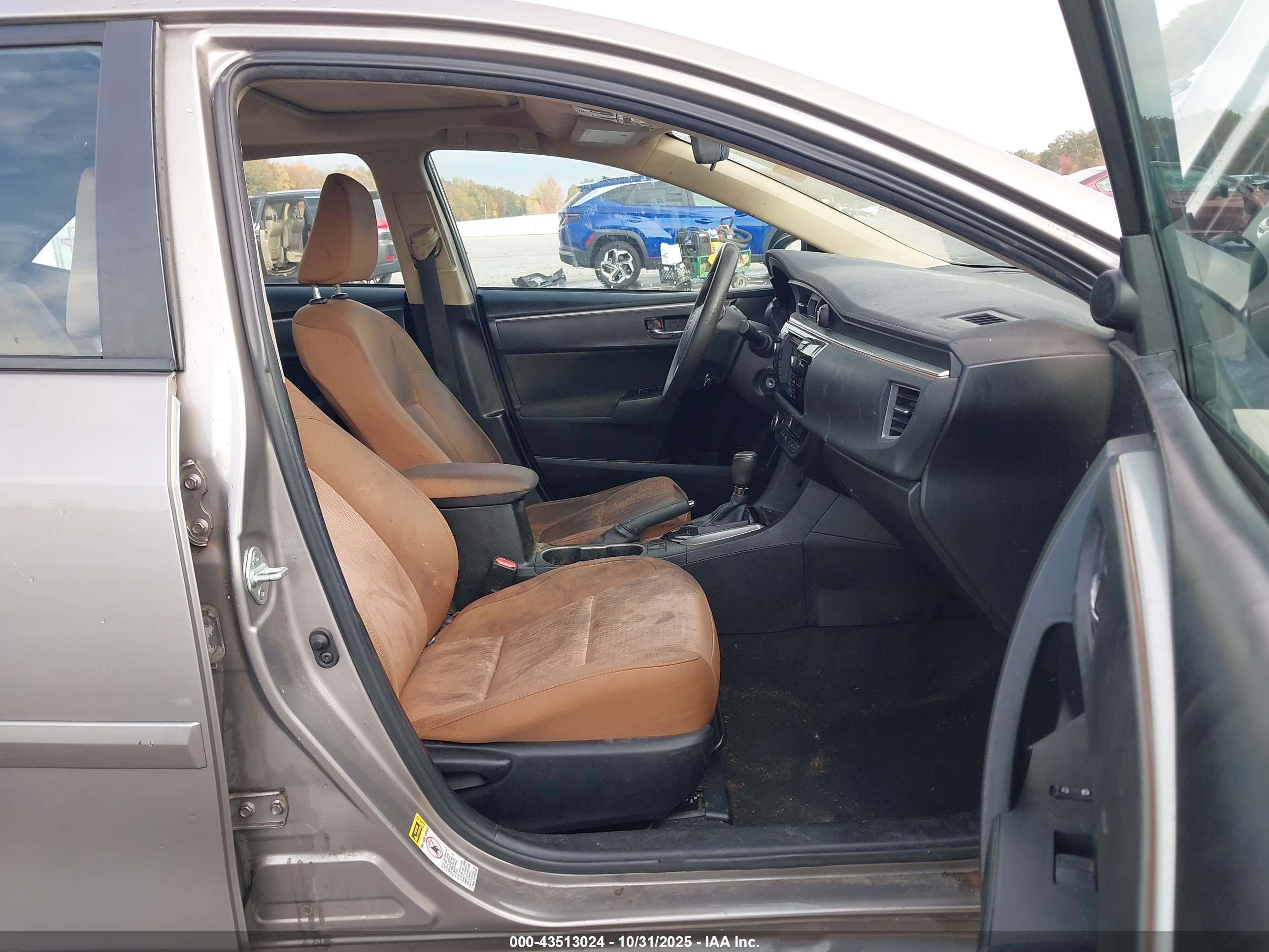 TOYOTA COROLLA image 5