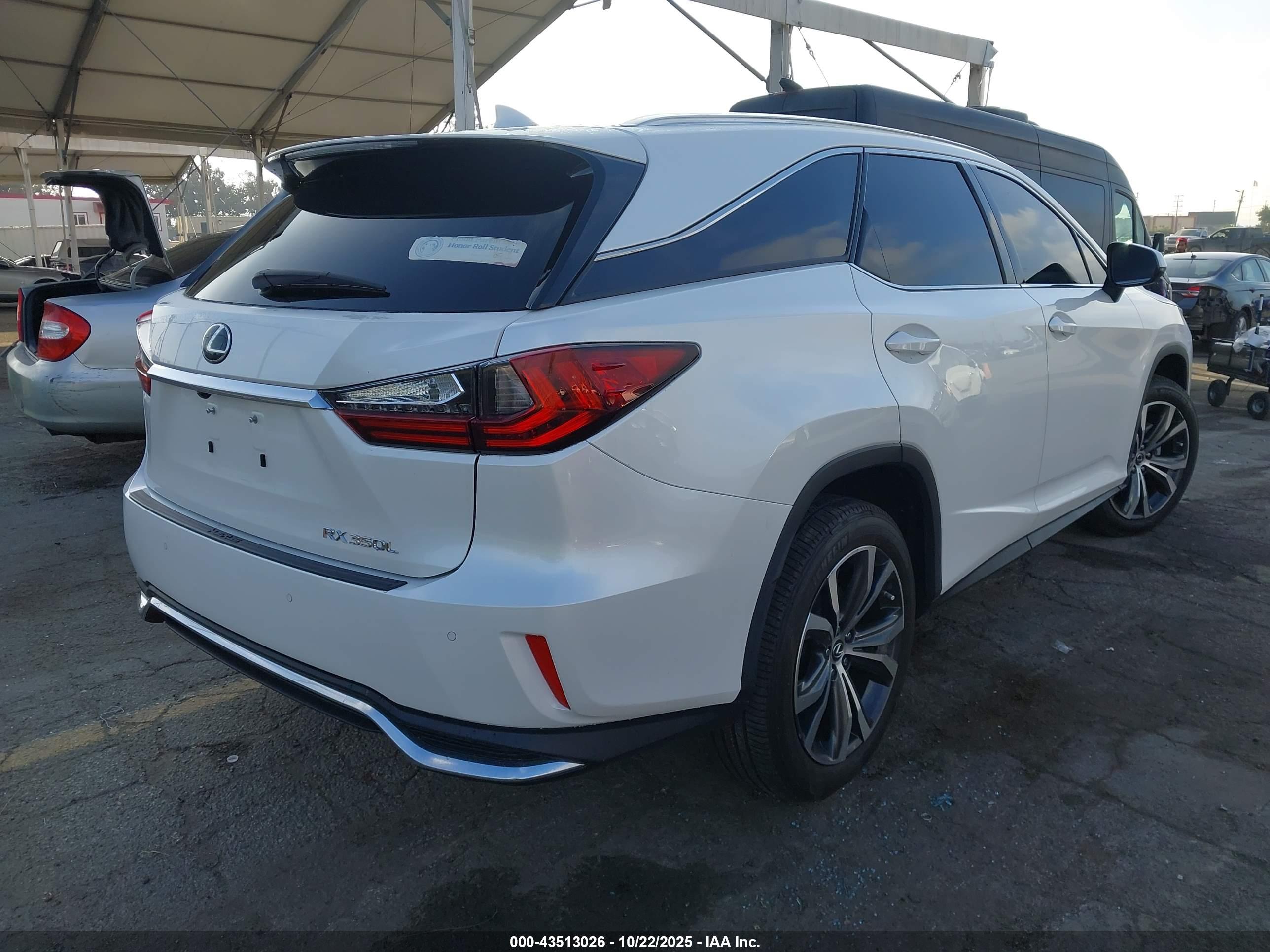 LEXUS RX image 4