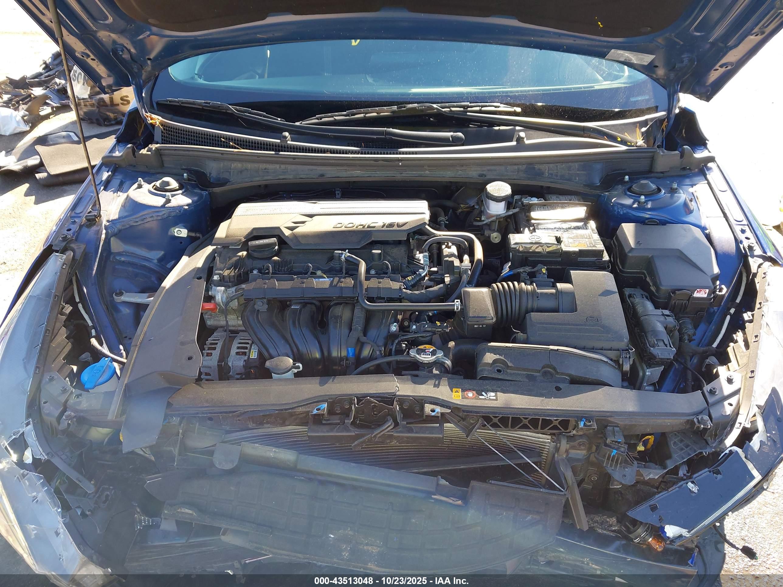 HYUNDAI ELANTRA image 10