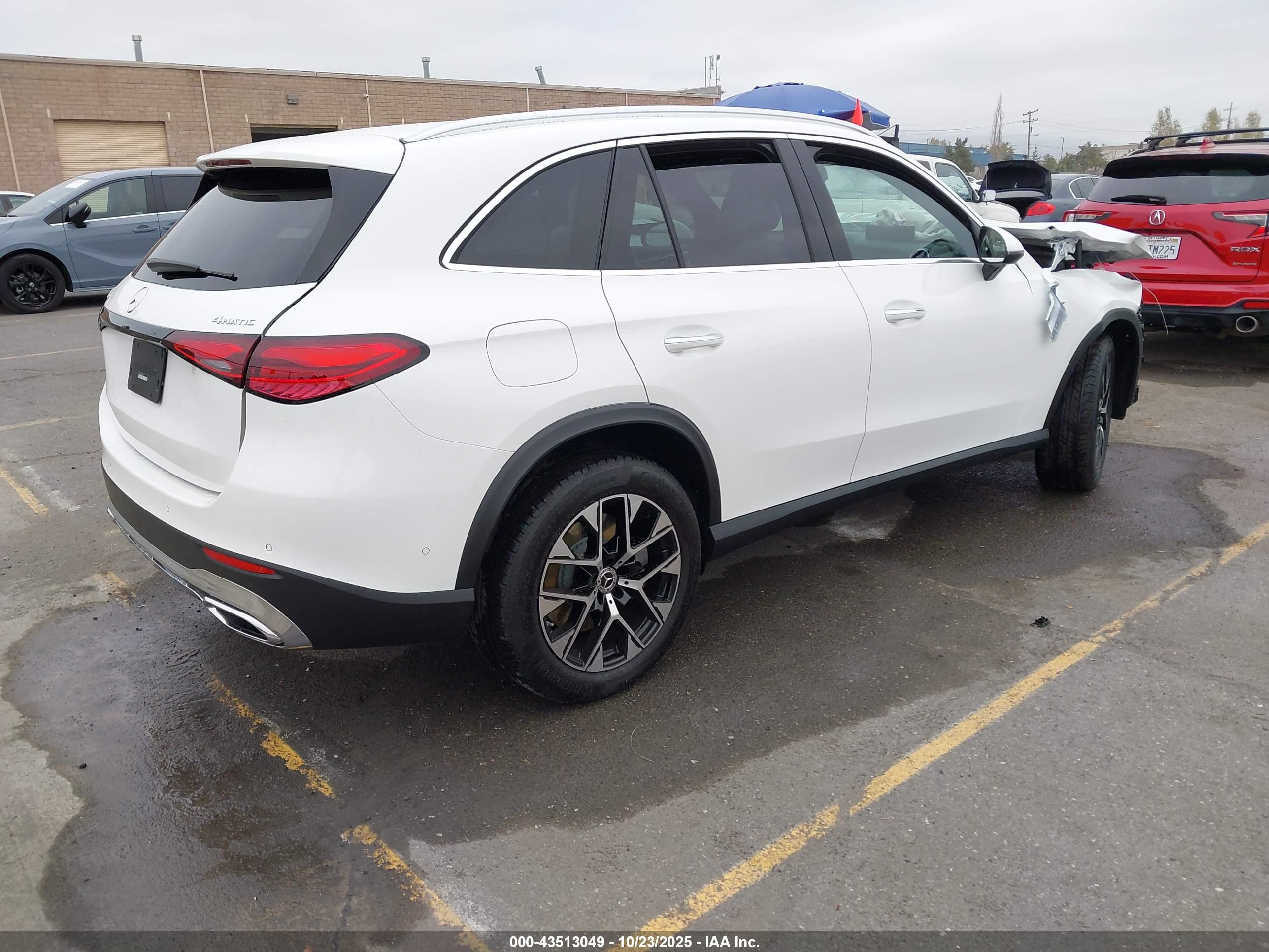 MERCEDES-BENZ GLC image 4
