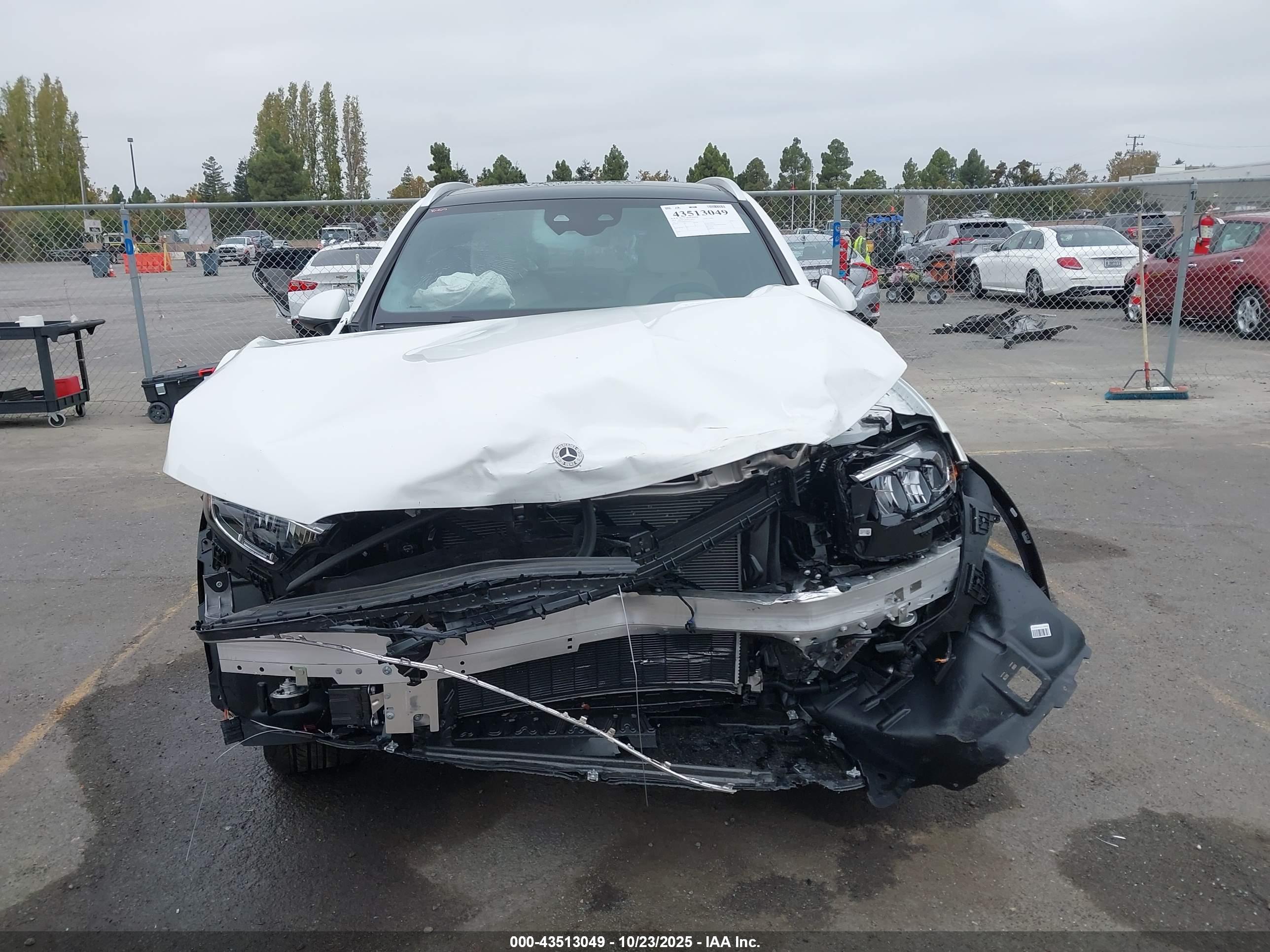 MERCEDES-BENZ GLC image 6