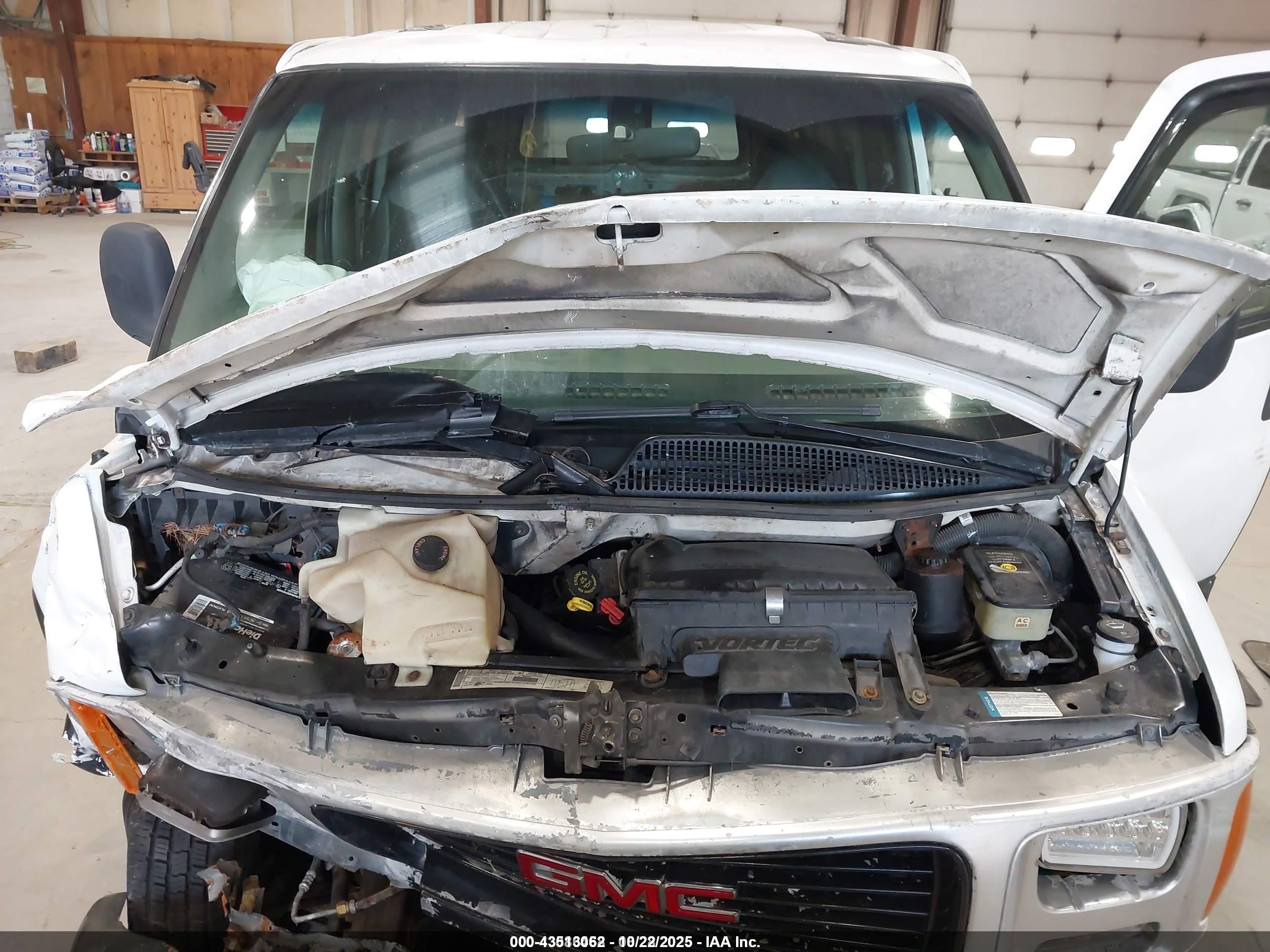 GMC SAVANA image 10