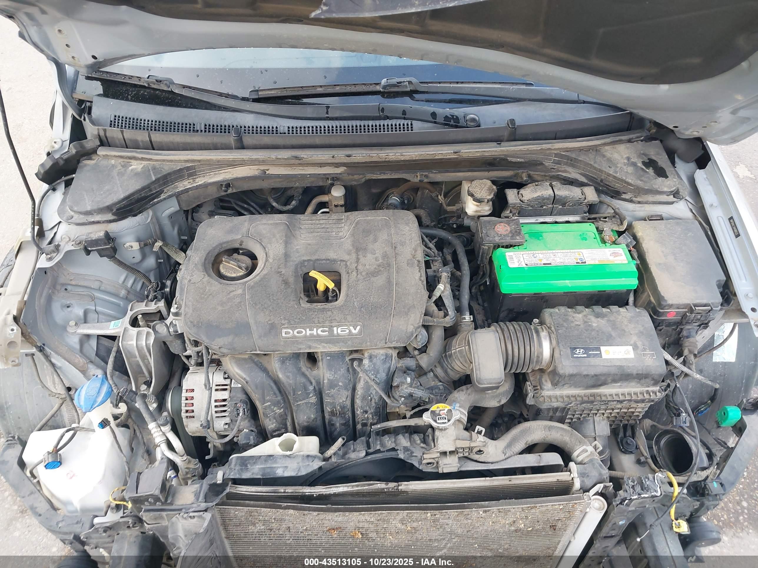 HYUNDAI ELANTRA image 10