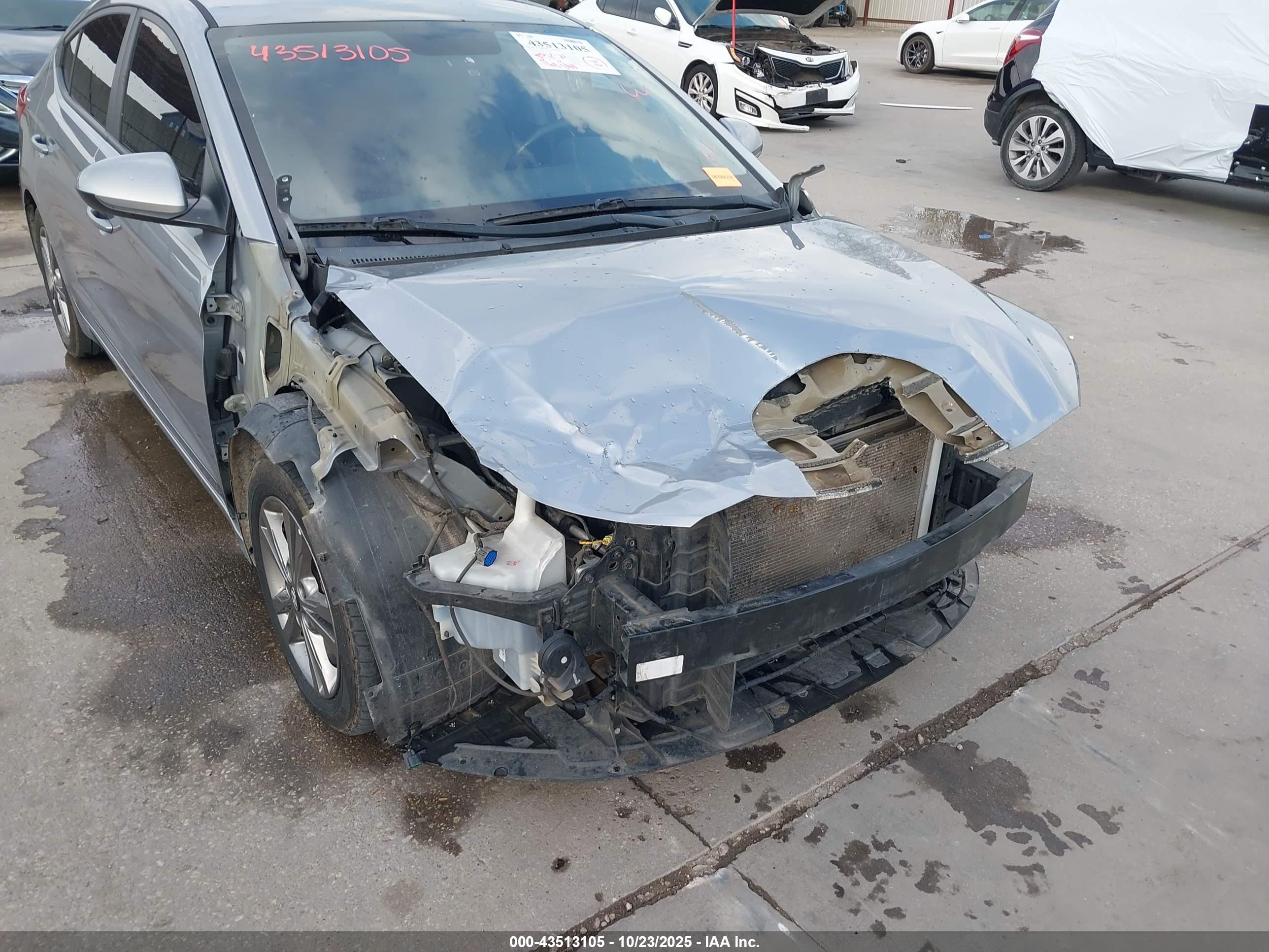 HYUNDAI ELANTRA image 6