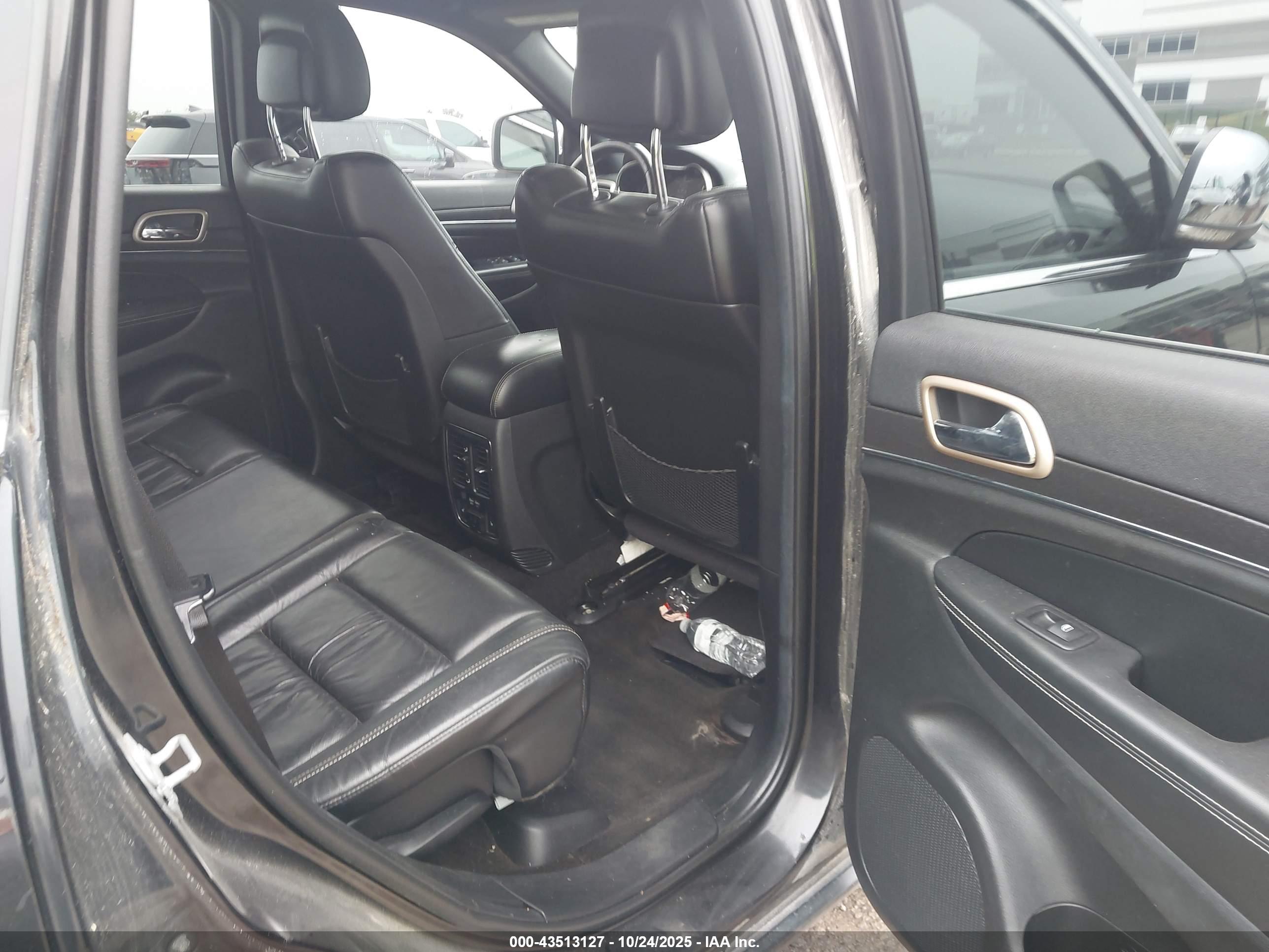 JEEP GRAND image 8