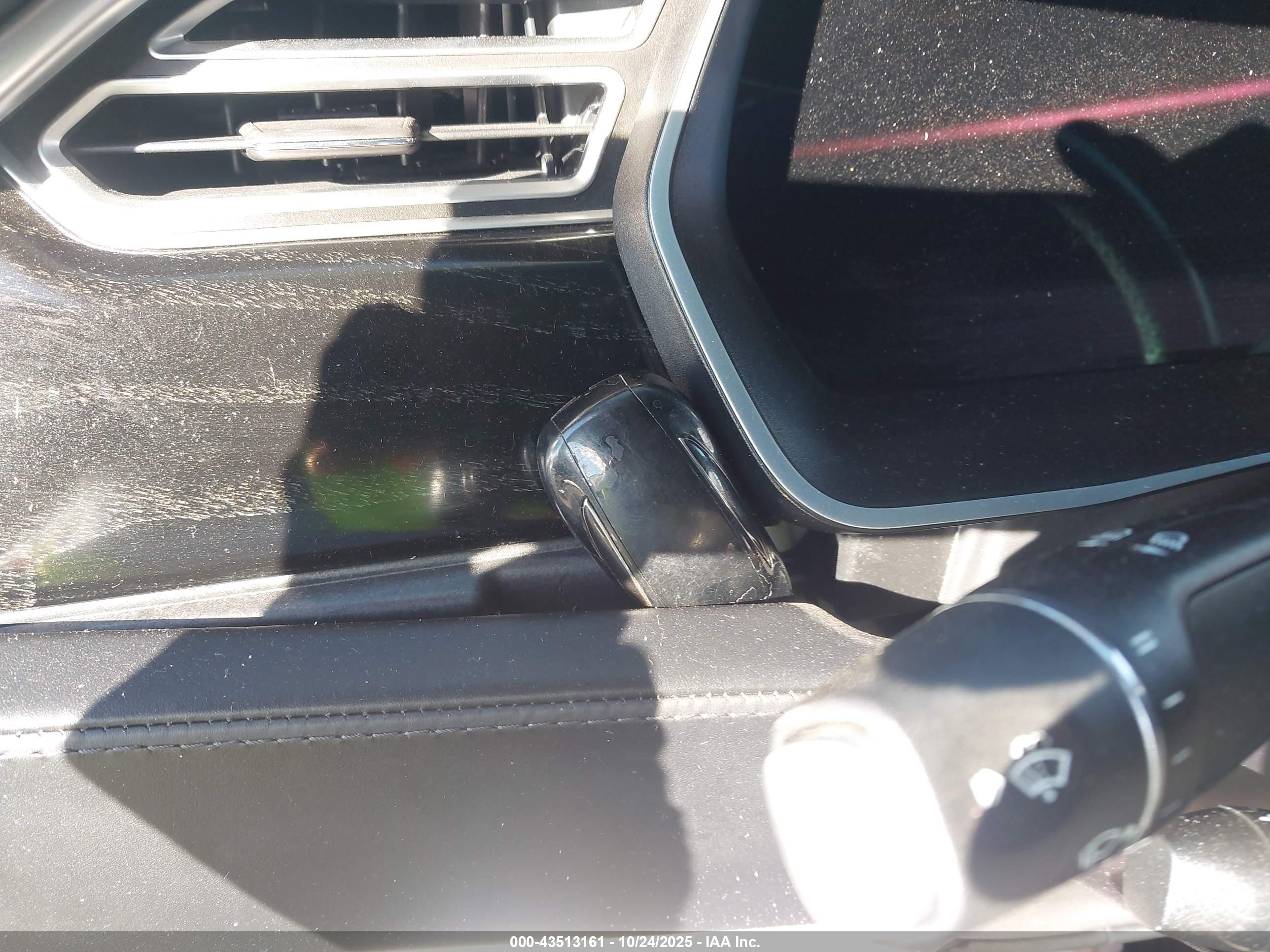 TESLA MODEL image 11