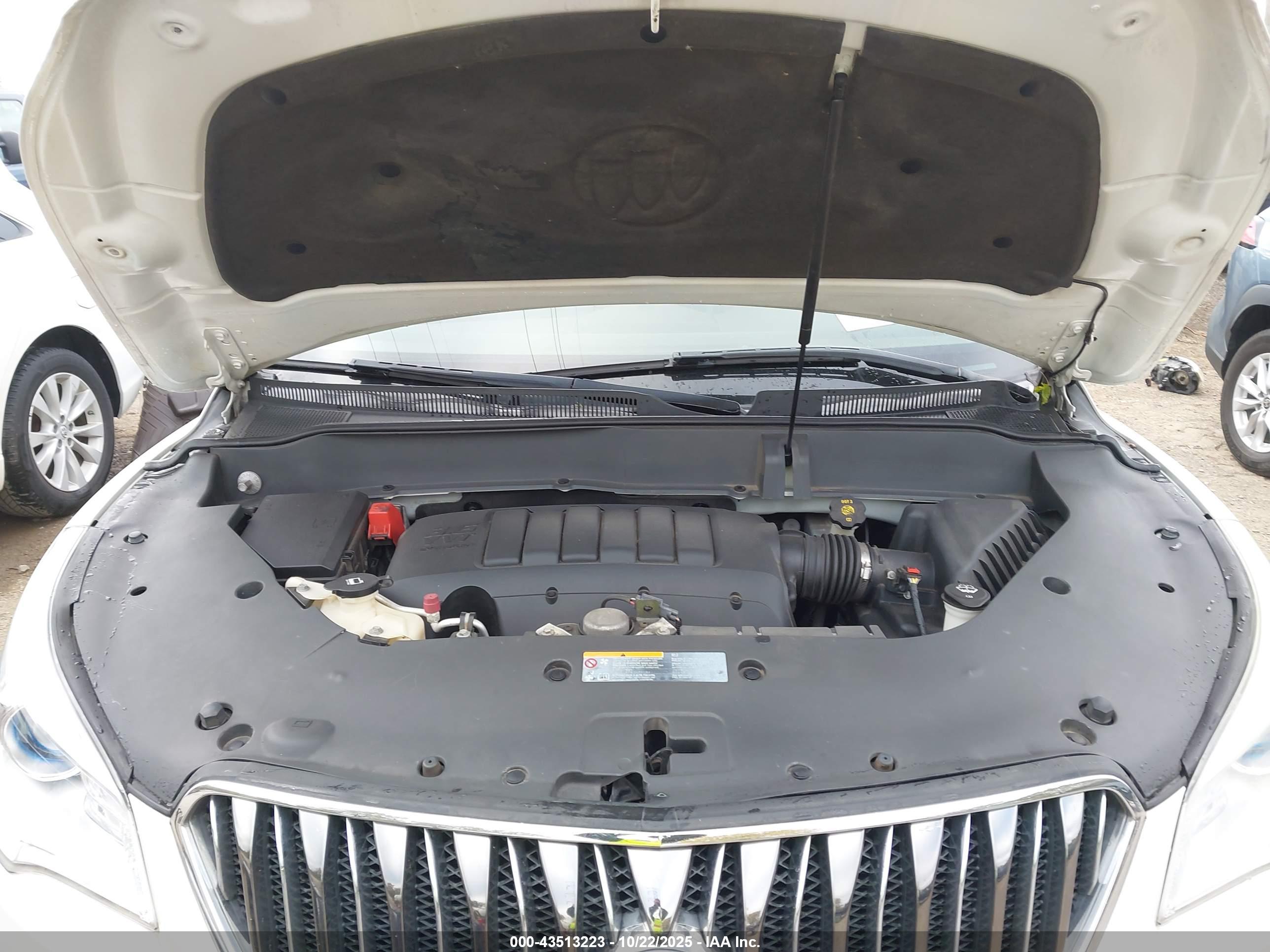 BUICK ENCLAVE image 10