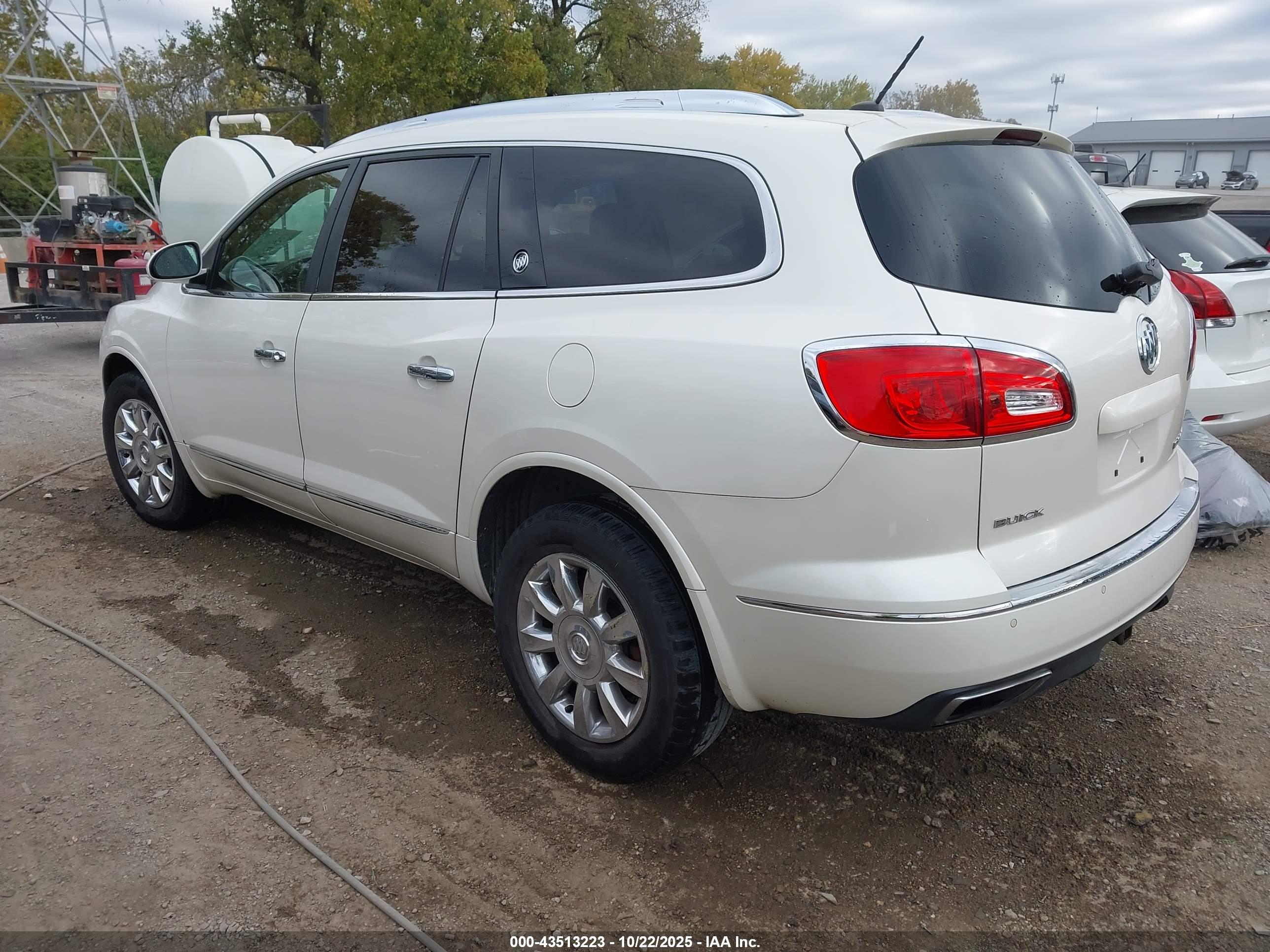 BUICK ENCLAVE image 3
