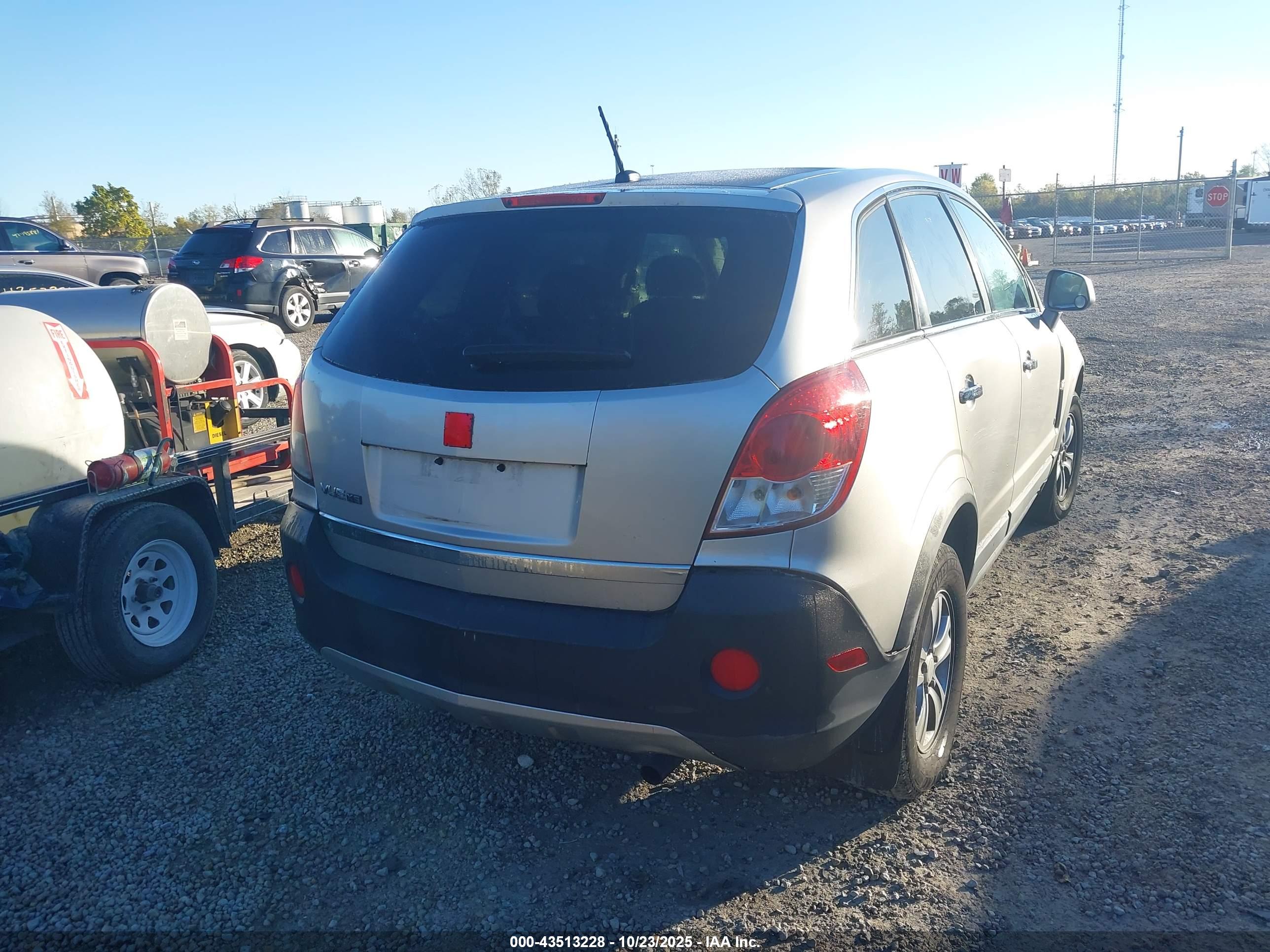 SATURN VUE image 4