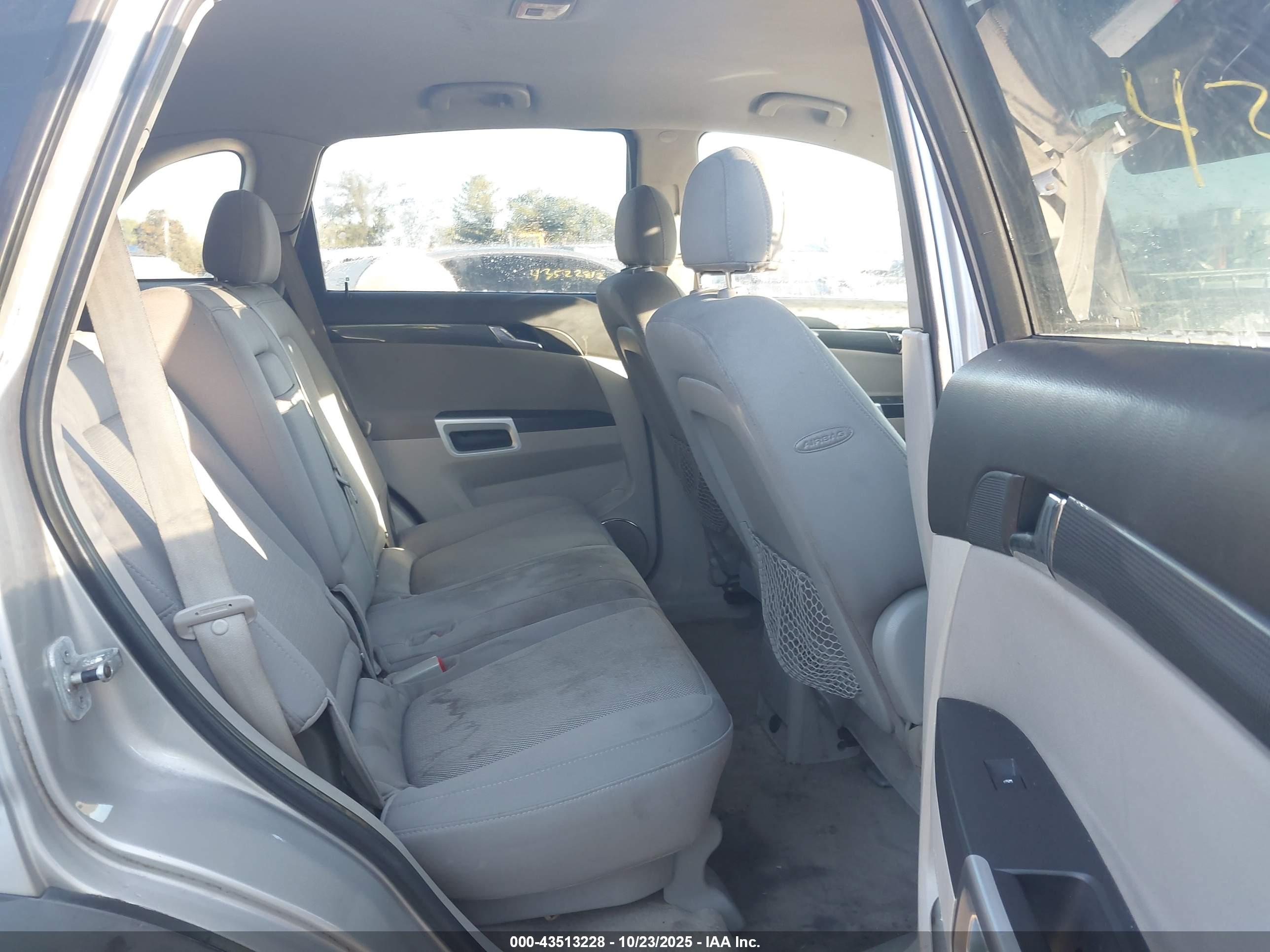 SATURN VUE image 8