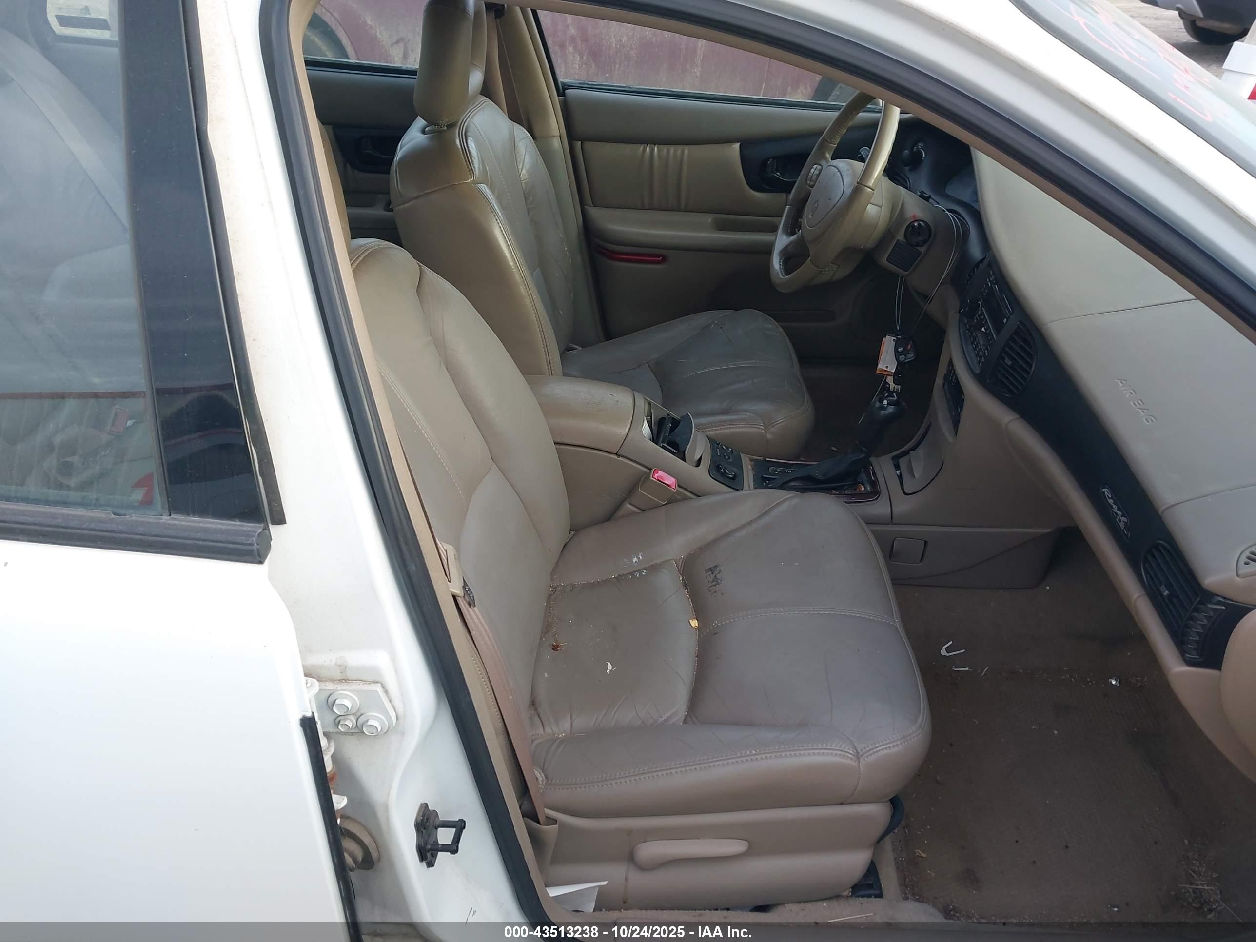 BUICK REGAL image 5
