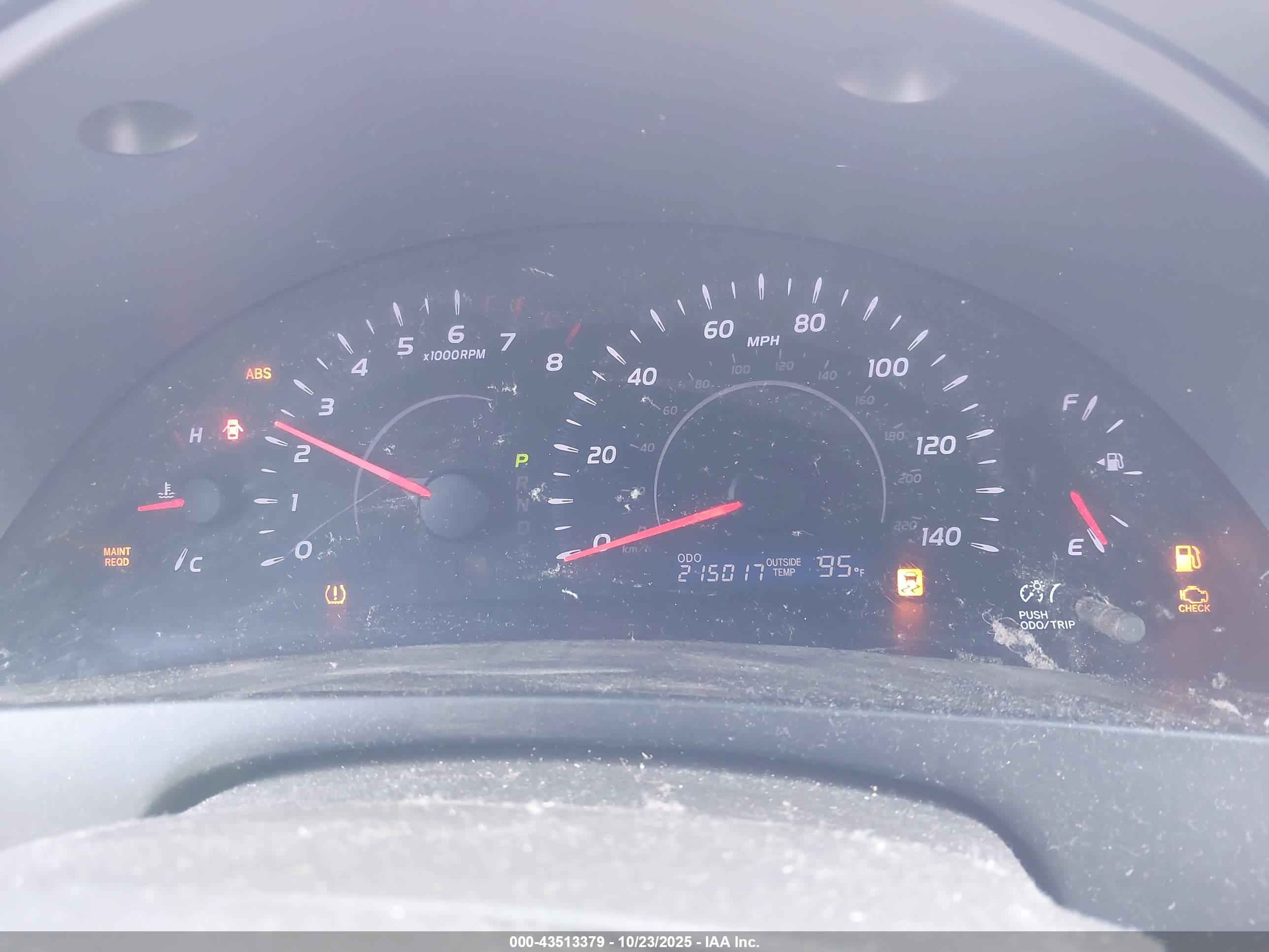 TOYOTA CAMRY image 7