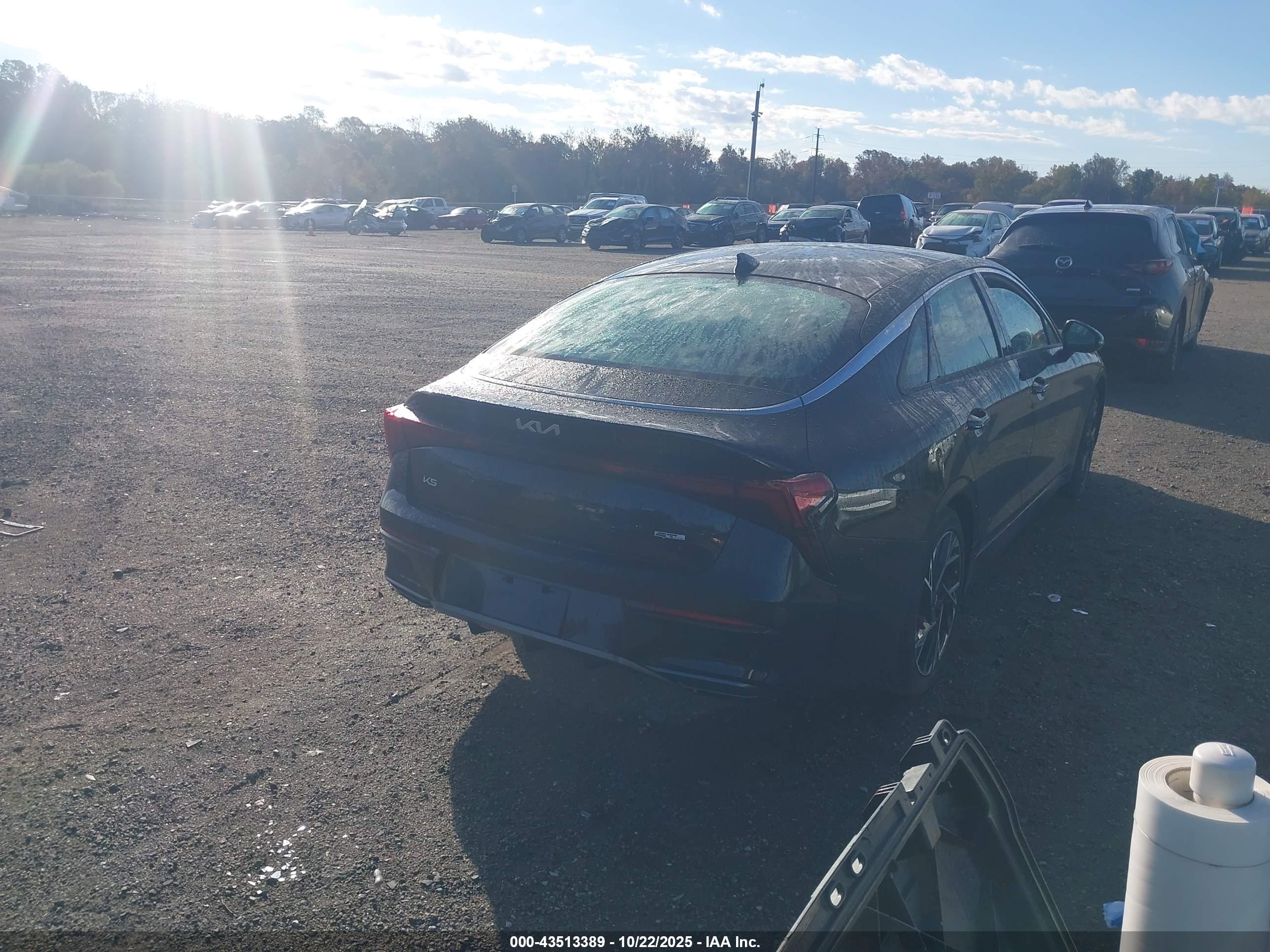 KIA K5 image 4