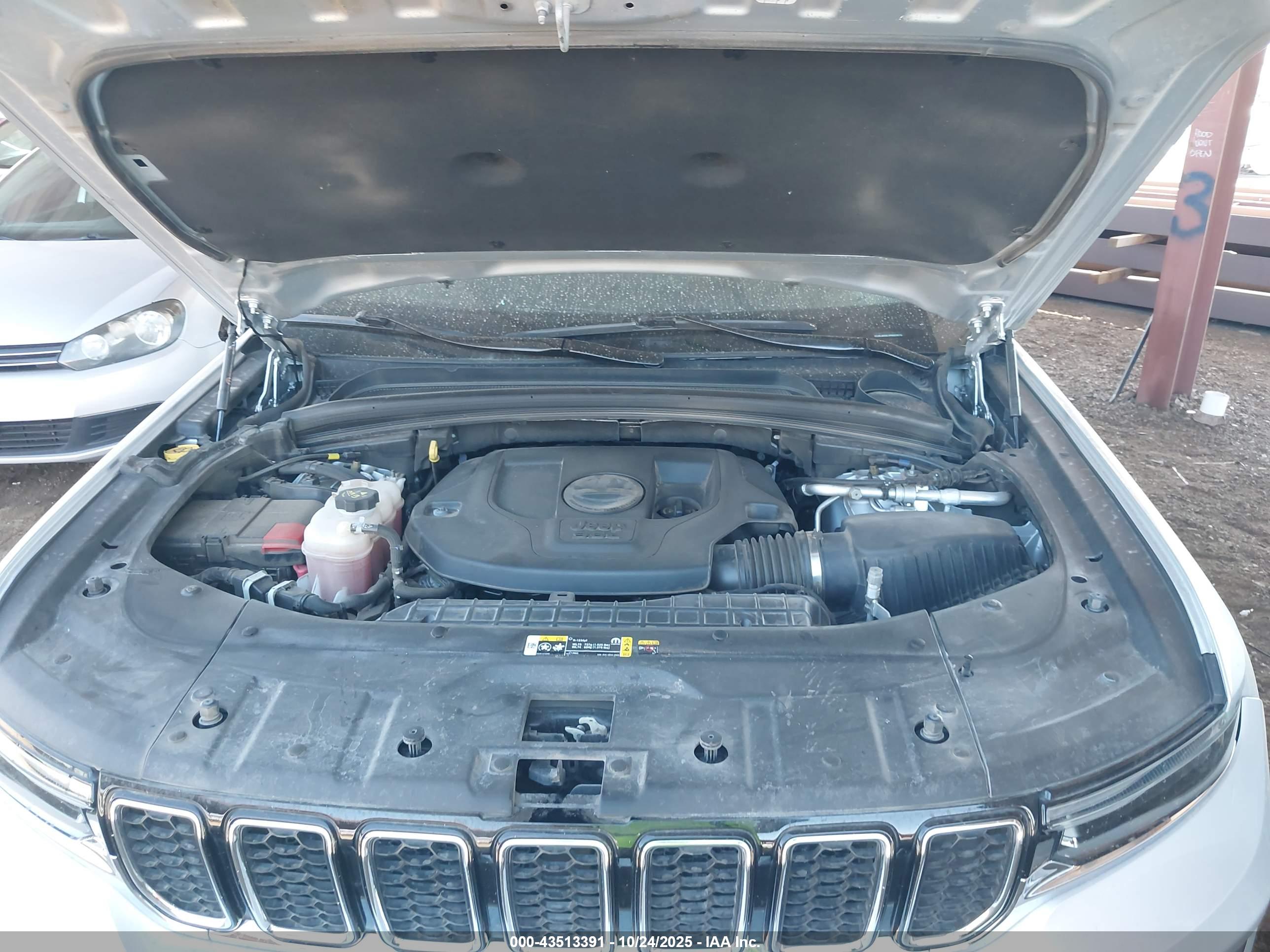 JEEP GRAND image 10