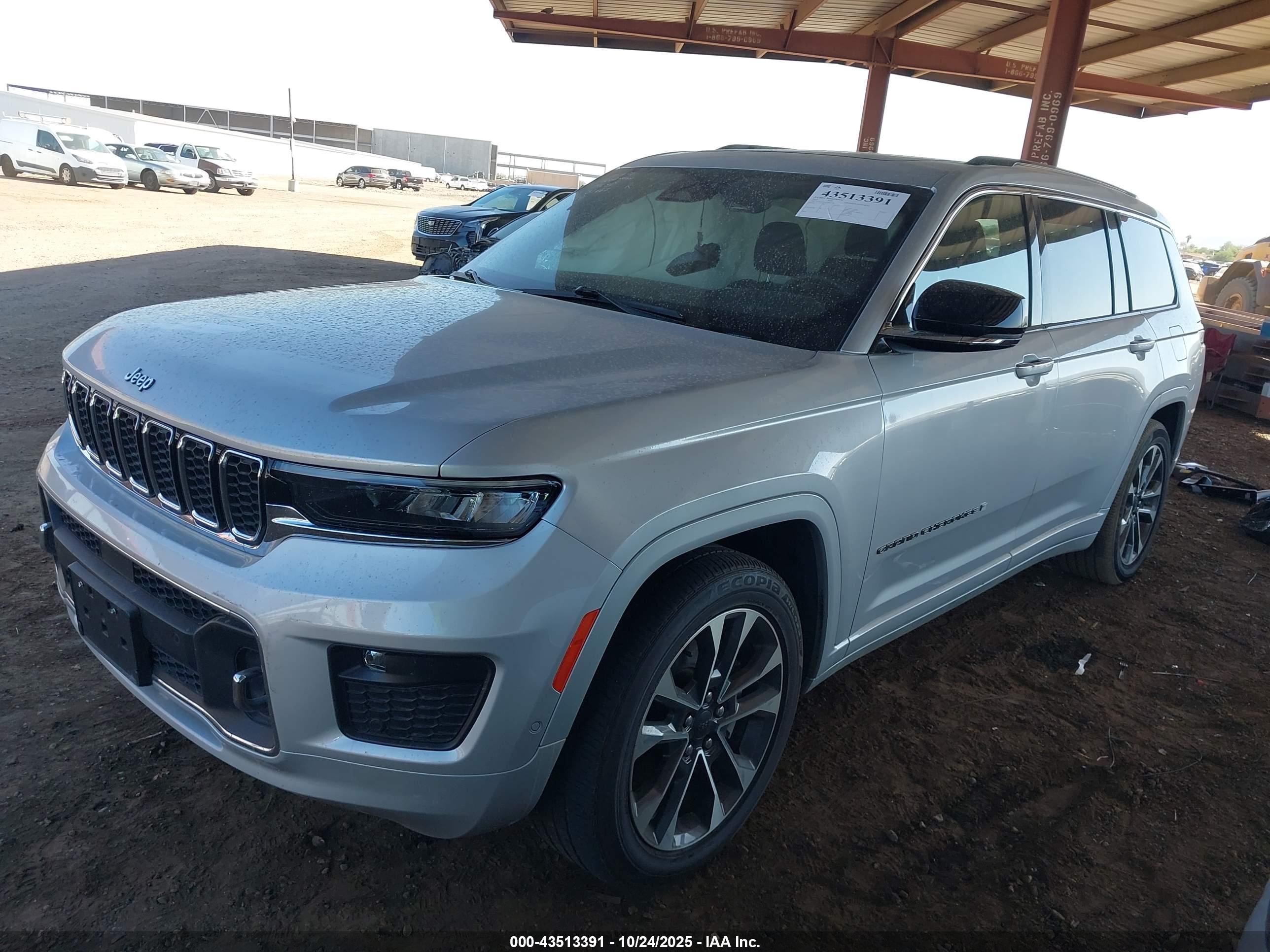 JEEP GRAND image 2