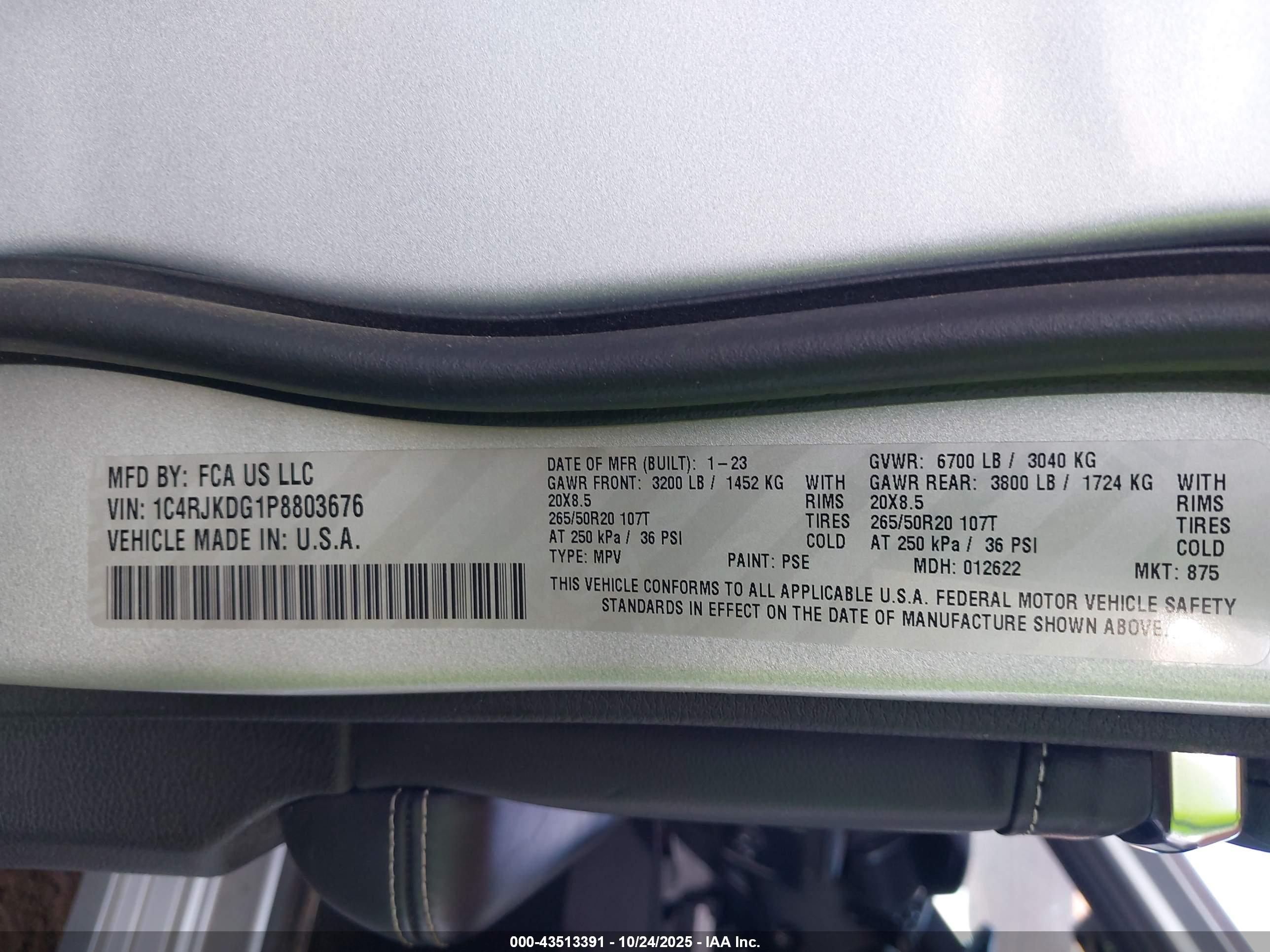 JEEP GRAND image 9