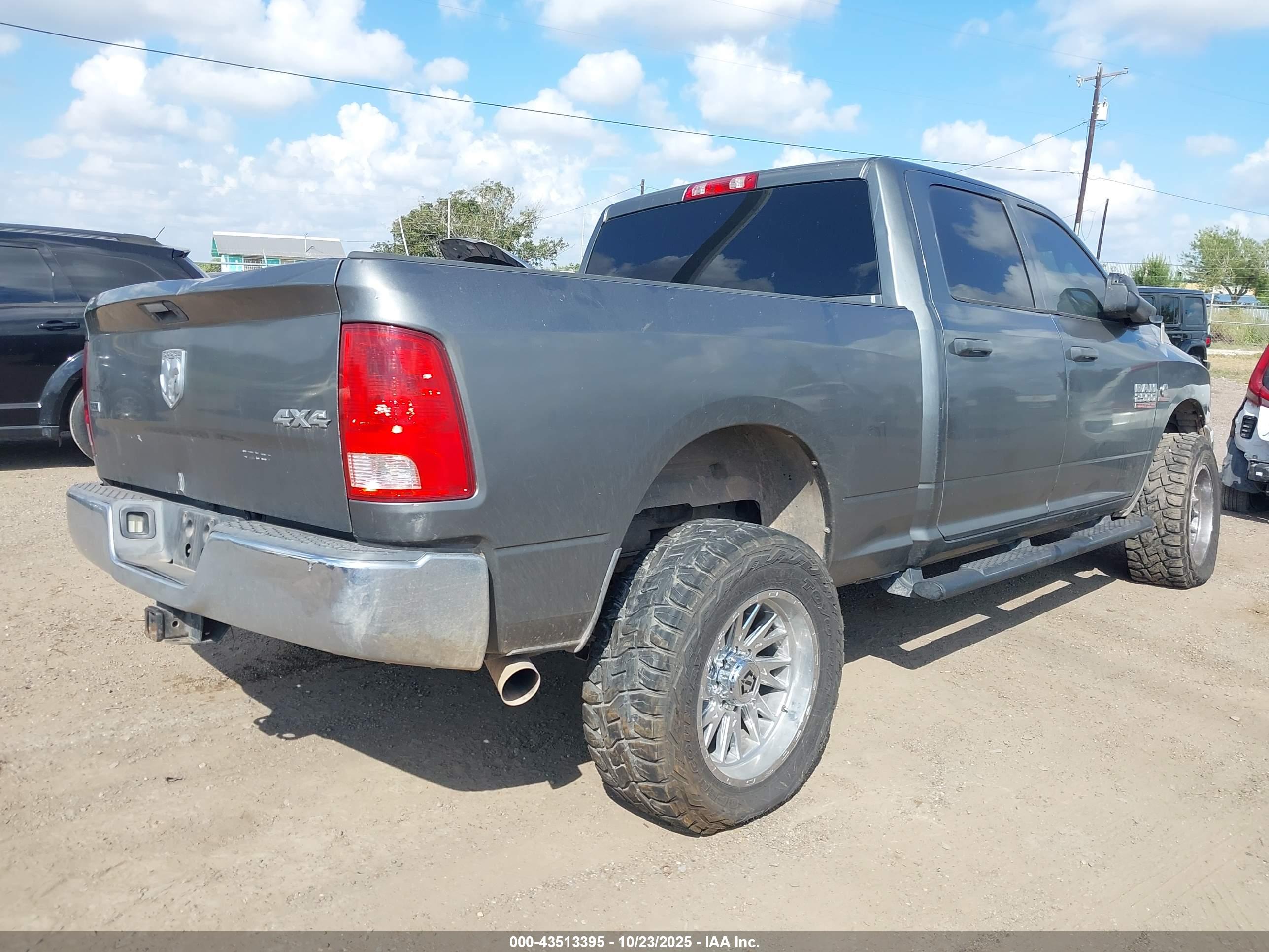 RAM 2500 image 4