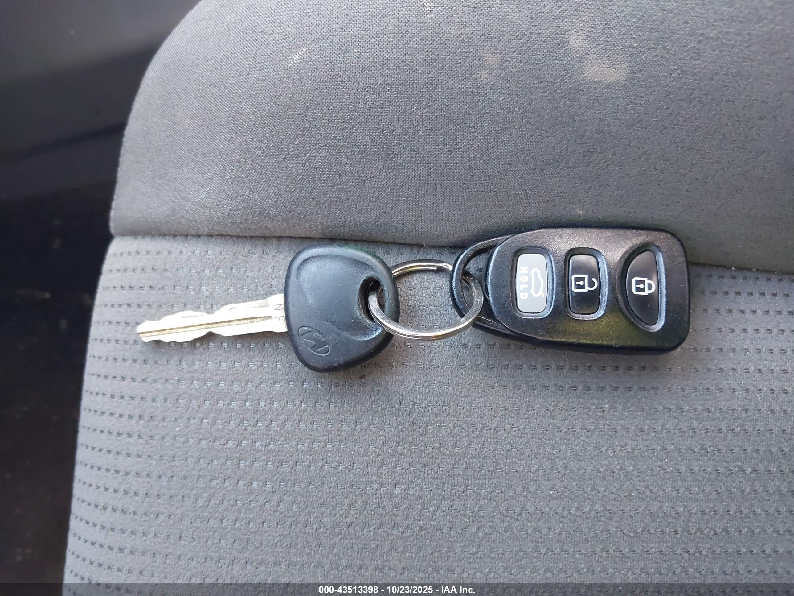 HYUNDAI SONATA image 11