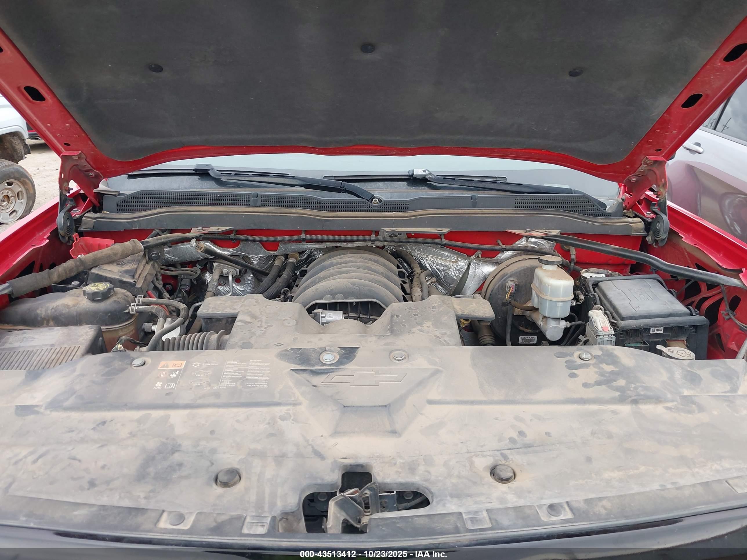 CHEVROLET SILVERADO image 10