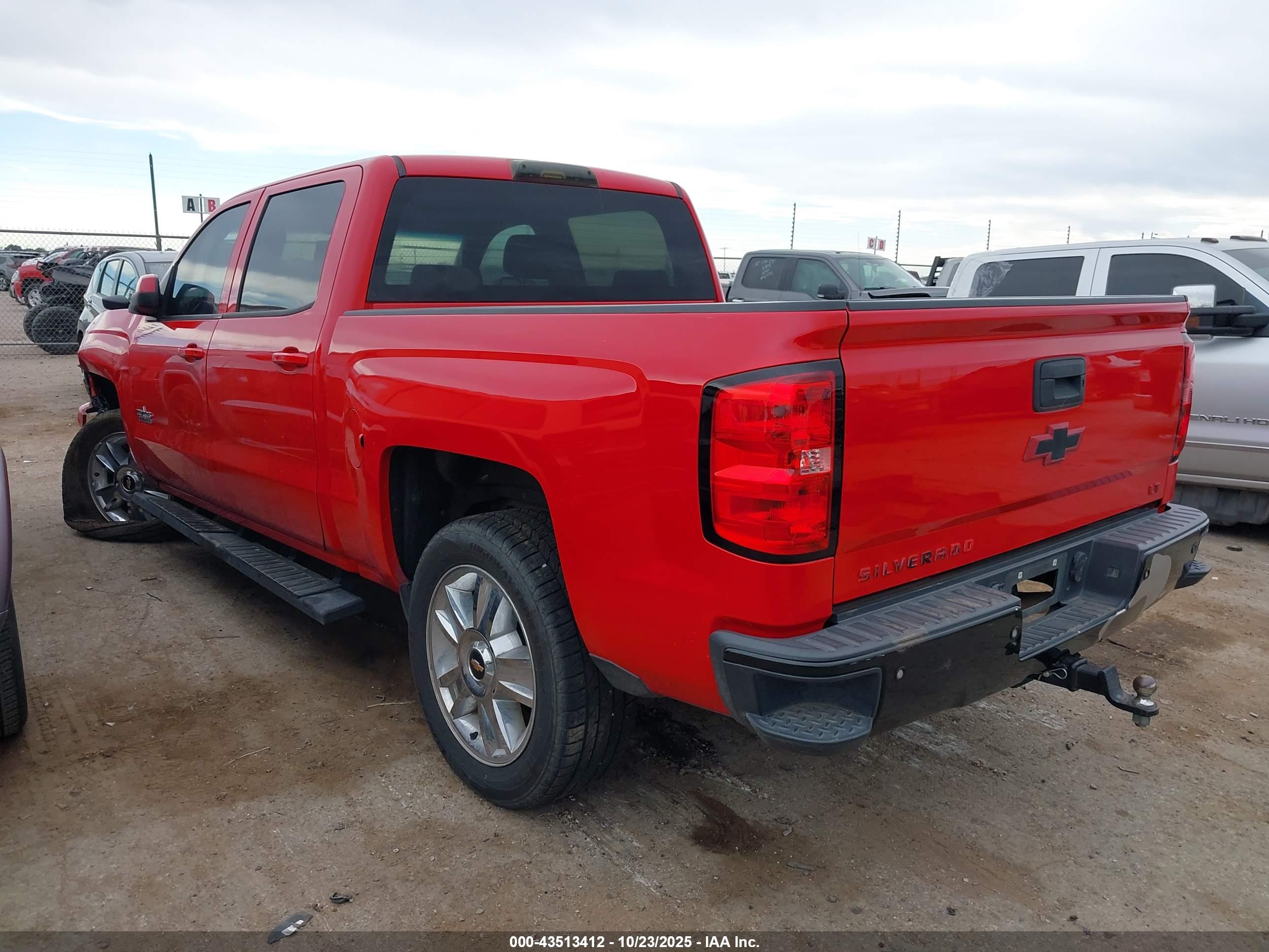 CHEVROLET SILVERADO image 3