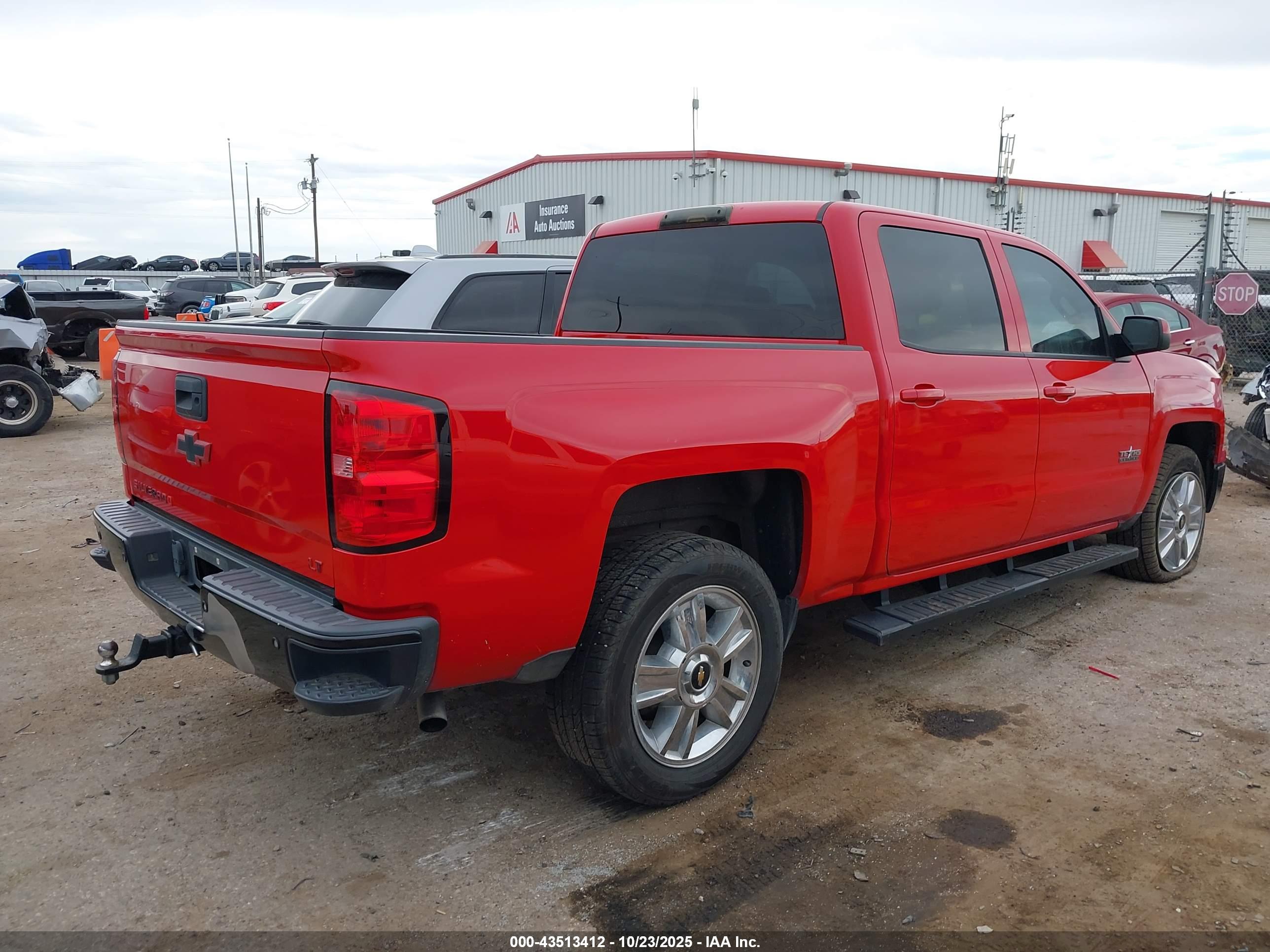 CHEVROLET SILVERADO image 4