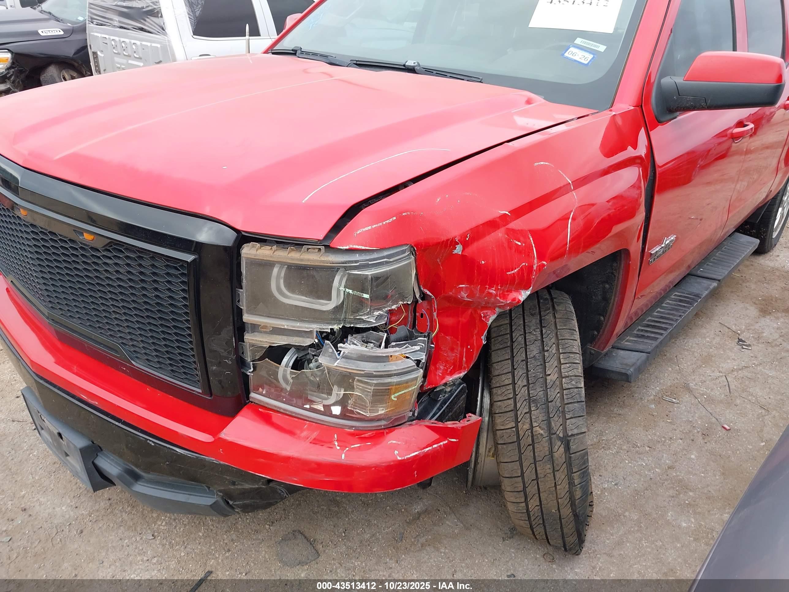 CHEVROLET SILVERADO image 6