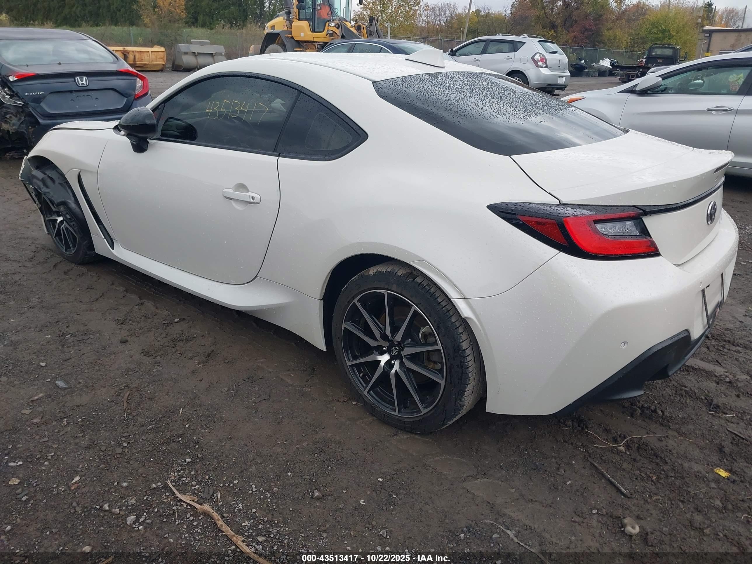 TOYOTA GR86 image 3
