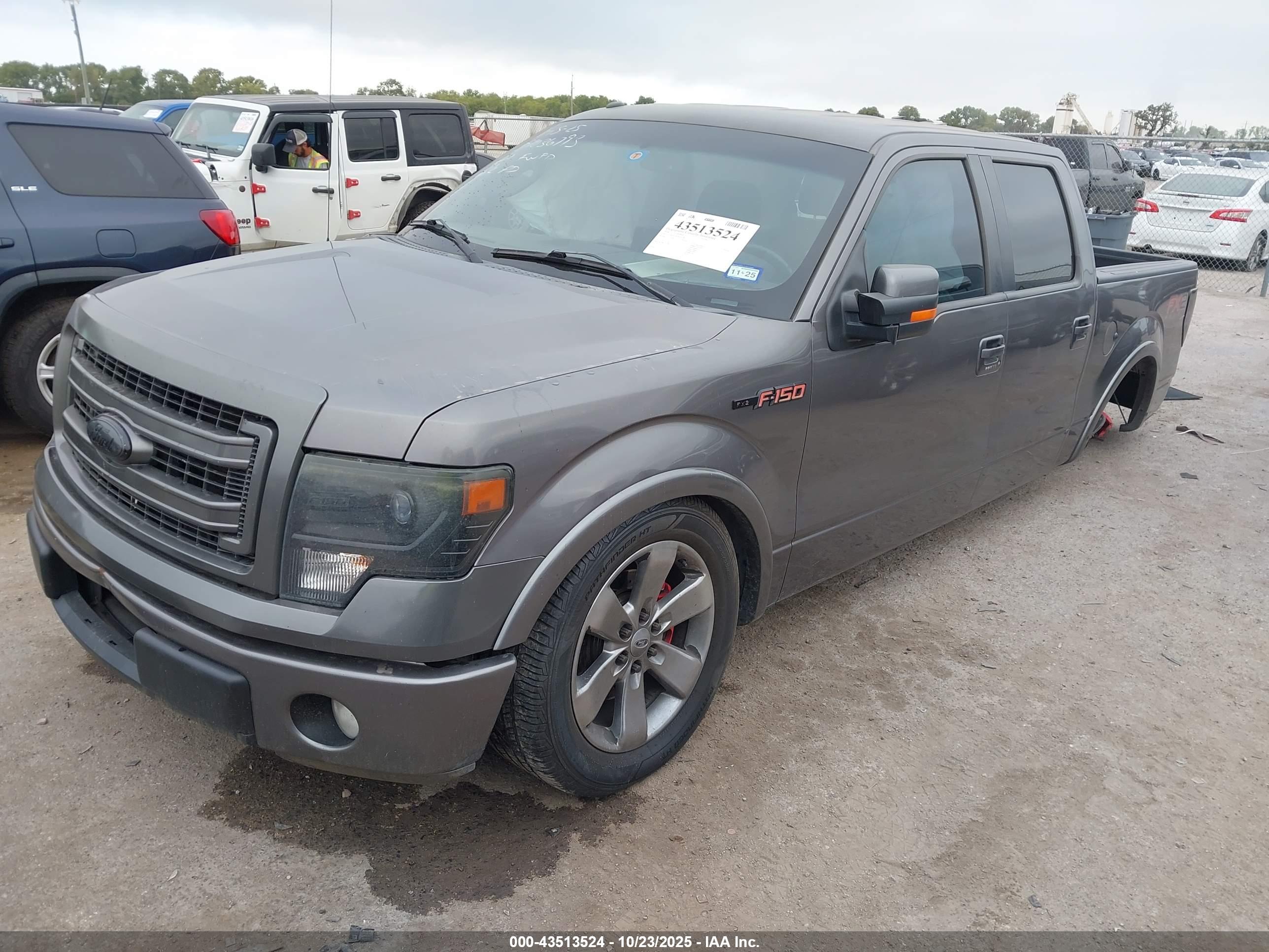 FORD F-150 image 2