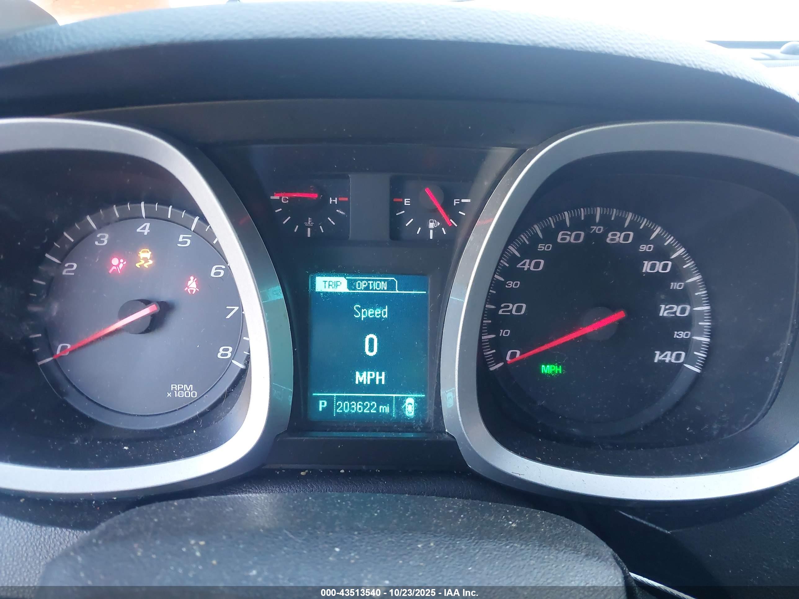 CHEVROLET EQUINOX image 7
